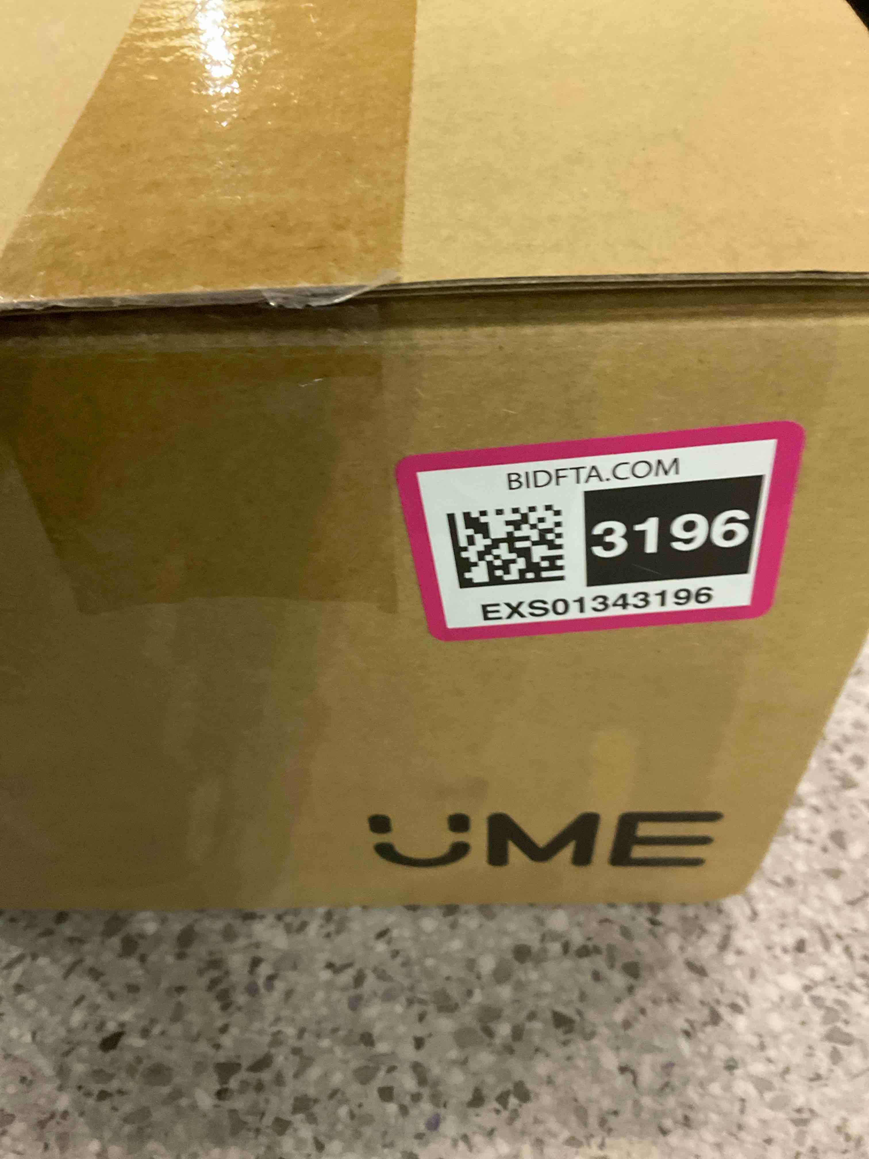 https://s3.amazonaws.com/lotting-images-prod/BargainHunt/EXS01343196_1710157660486.jpeg