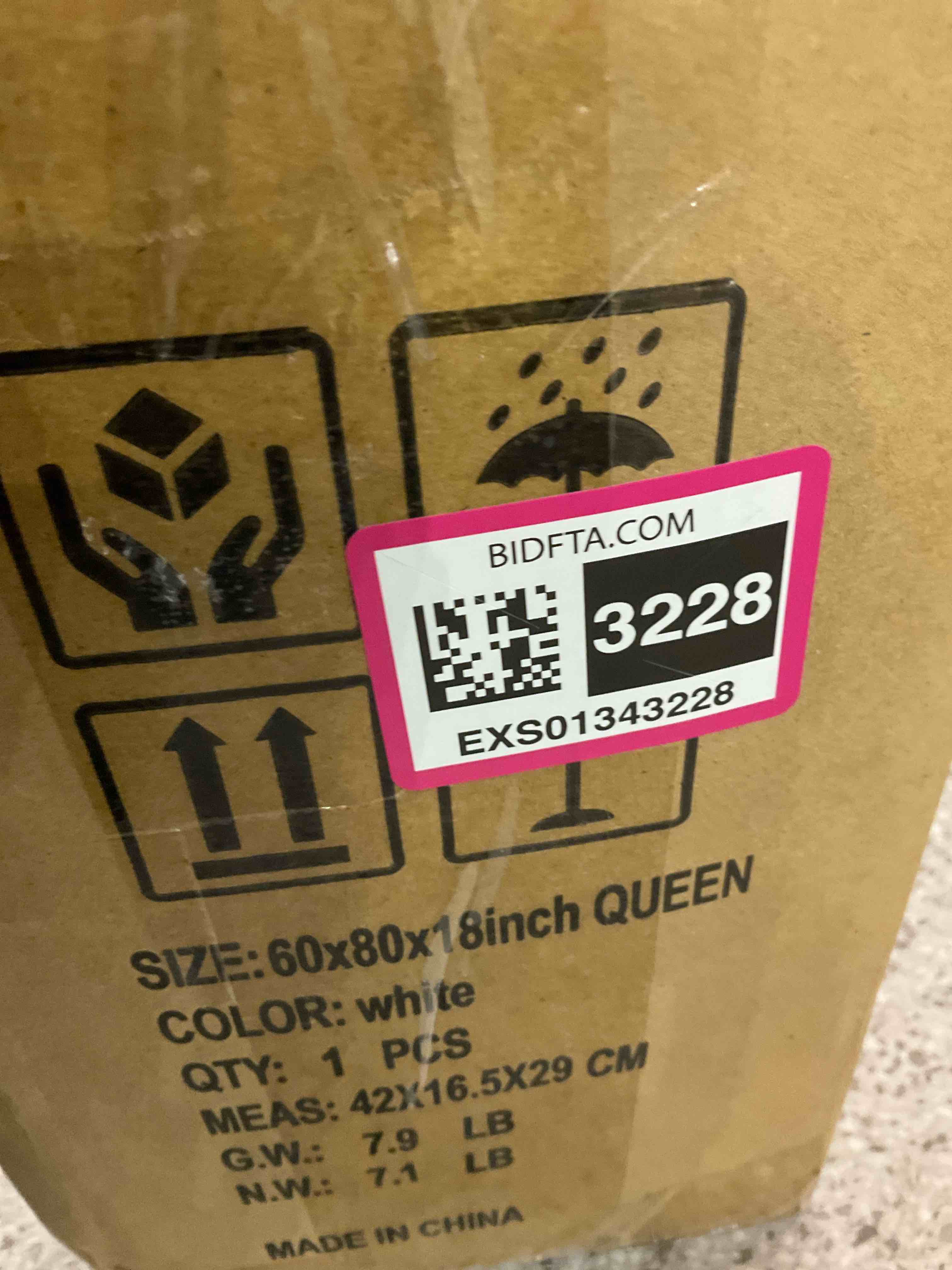 https://s3.amazonaws.com/lotting-images-prod/BargainHunt/EXS01343228_1710165171921.jpeg