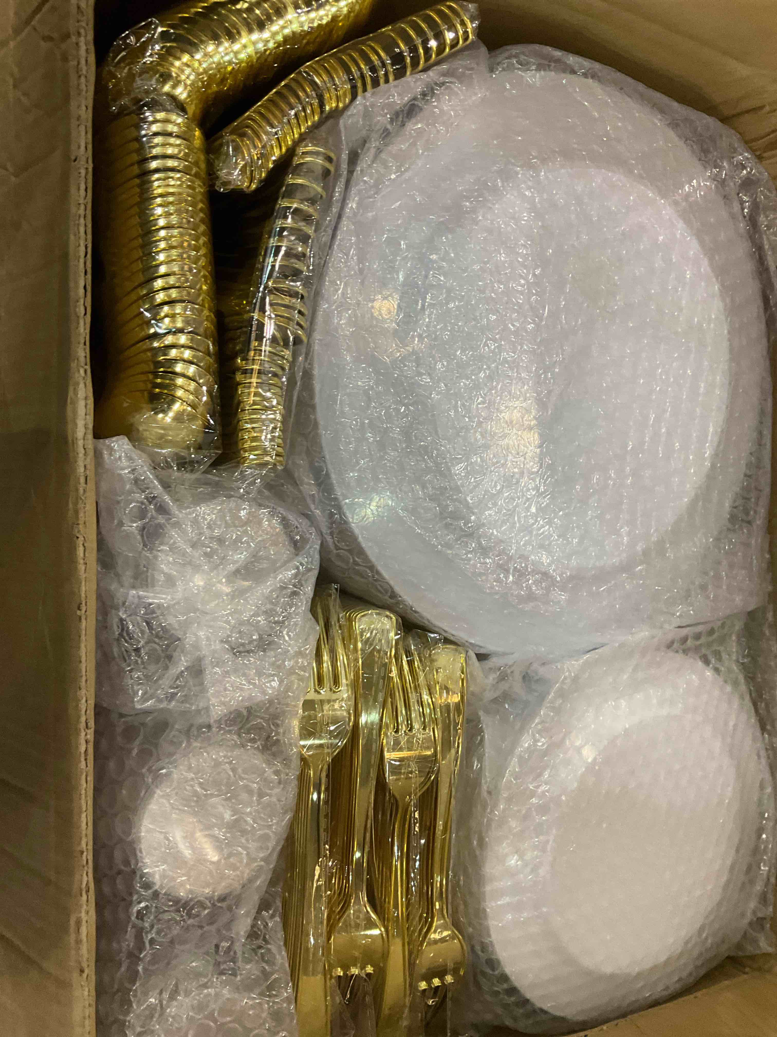 https://s3.amazonaws.com/lotting-images-prod/BargainHunt/EXS01343237_1710166128792.jpeg