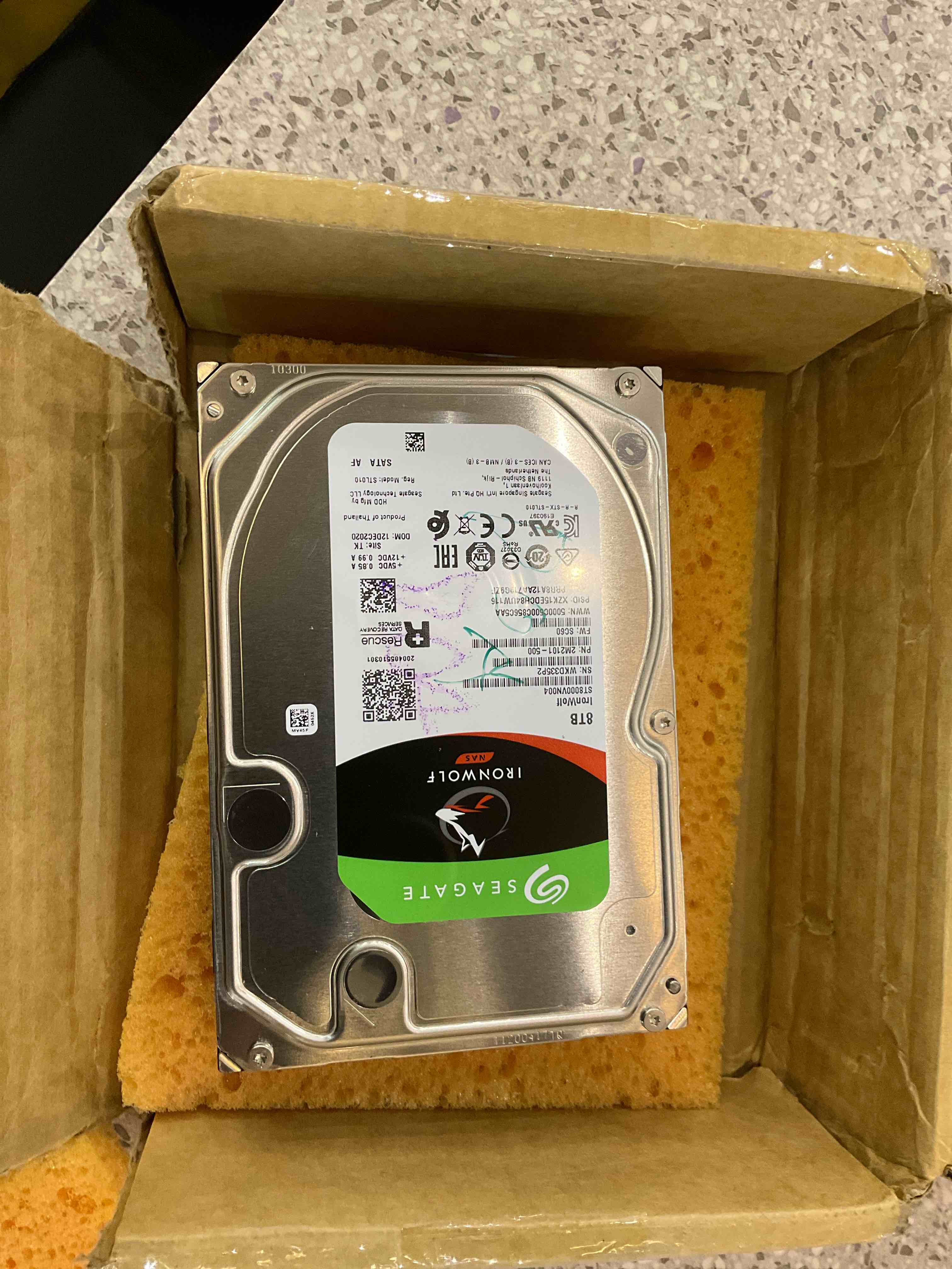 Seagate IronWolf 8TB NAS Internal Hard Drive HDD 3.5 Inch SATA 6Gb/s 7200 RPM 256MB Cache for RAID Network Attached Storage (ST8000VN004) (Renewed)
