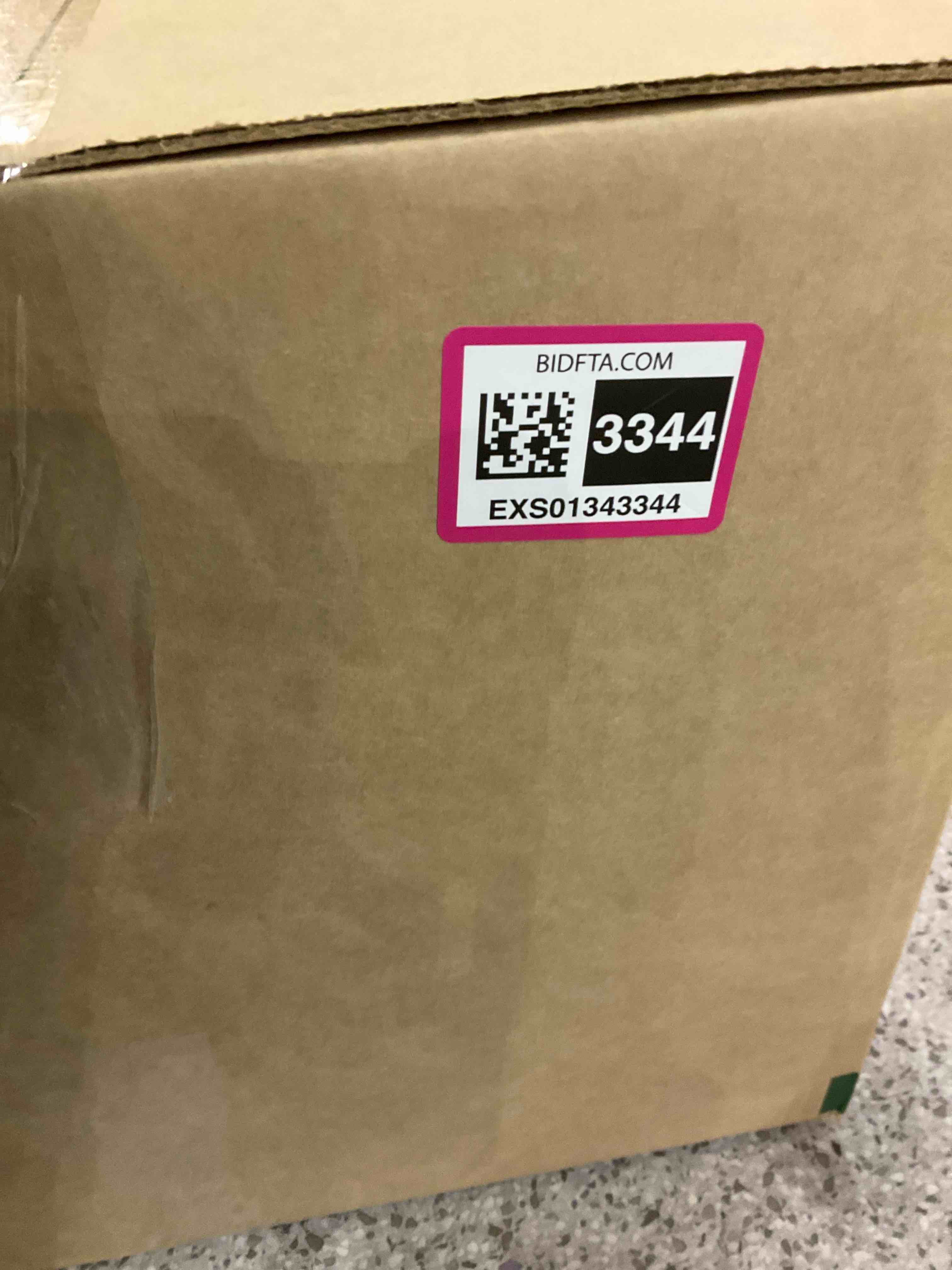 https://s3.amazonaws.com/lotting-images-prod/BargainHunt/EXS01343344_1710247917370.jpeg