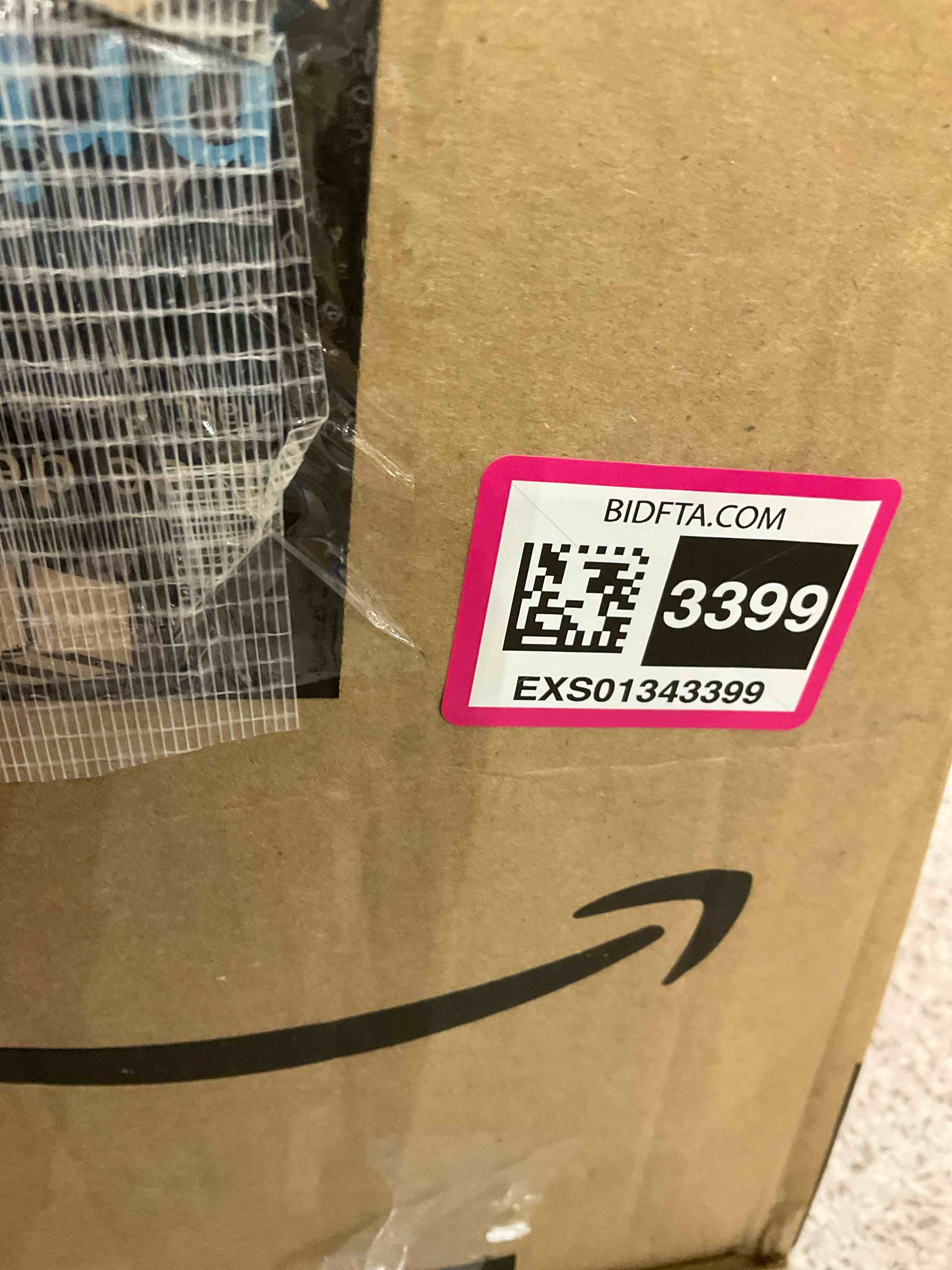 https://s3.amazonaws.com/lotting-images-prod/BargainHunt/EXS01343399_1710262858356.jpeg