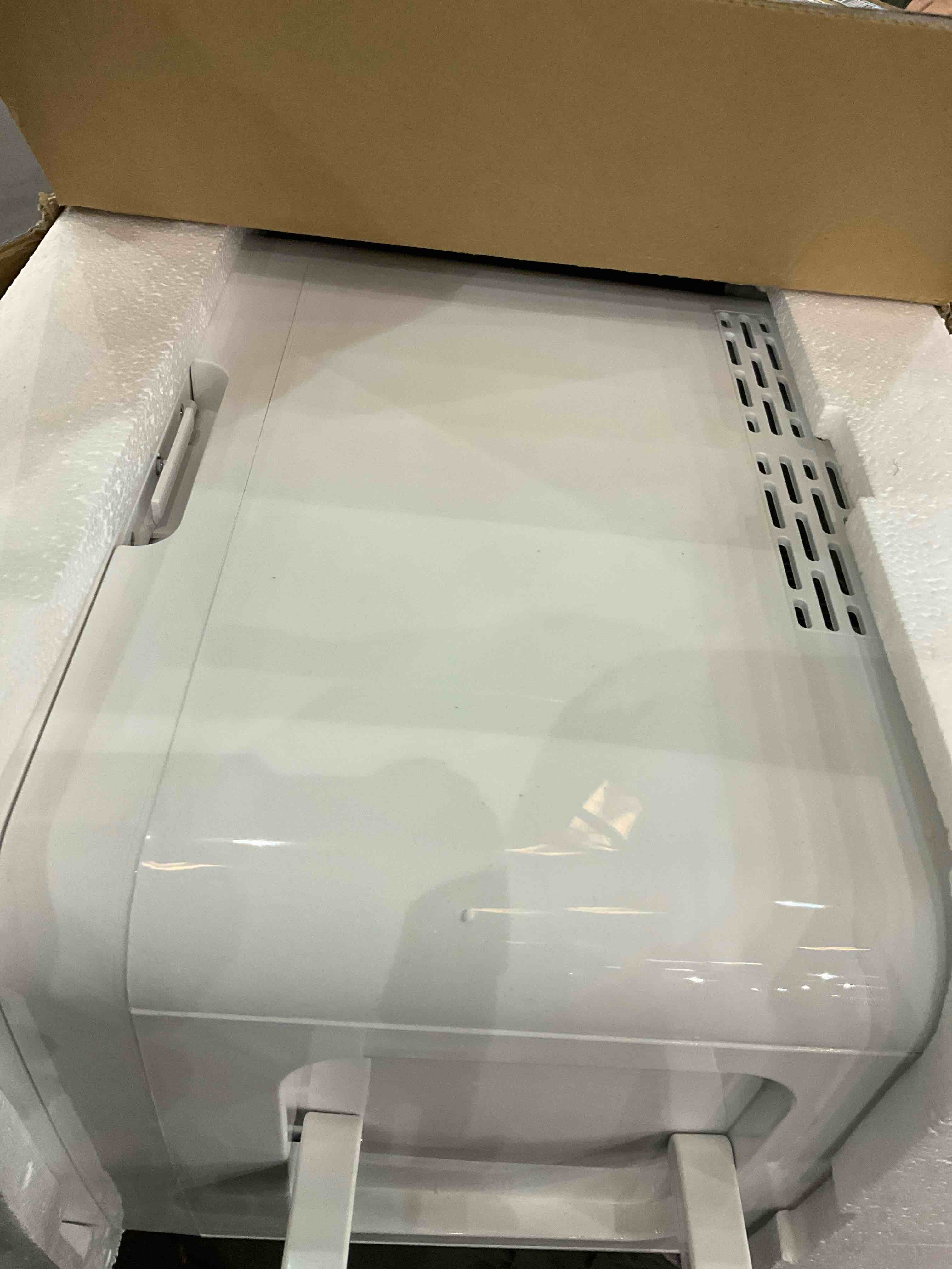 https://s3.amazonaws.com/lotting-images-prod/BargainHunt/EXS01343477_1710337349946.jpeg