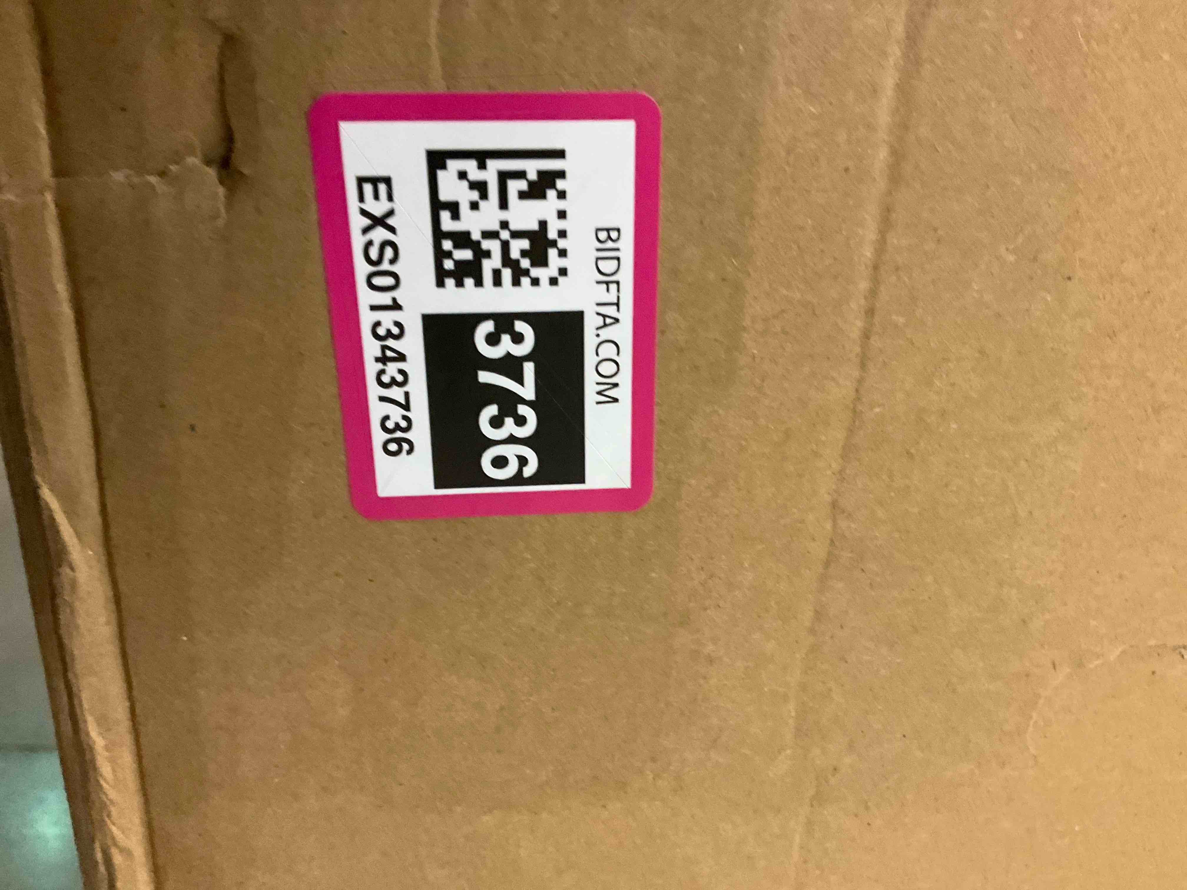 https://s3.amazonaws.com/lotting-images-prod/BargainHunt/EXS01343736_1710170592213.jpeg