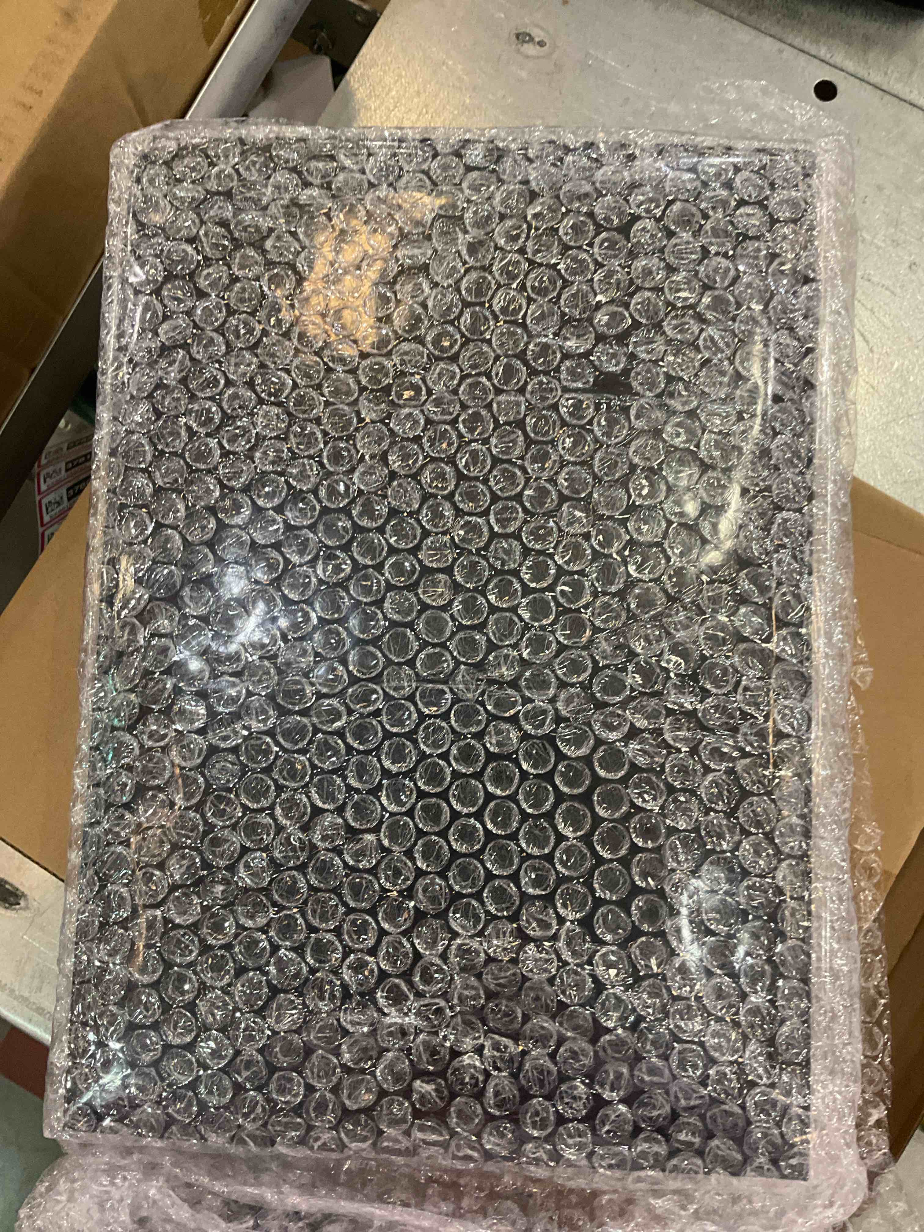 https://s3.amazonaws.com/lotting-images-prod/BargainHunt/EXS01343771_1710175811222.jpeg