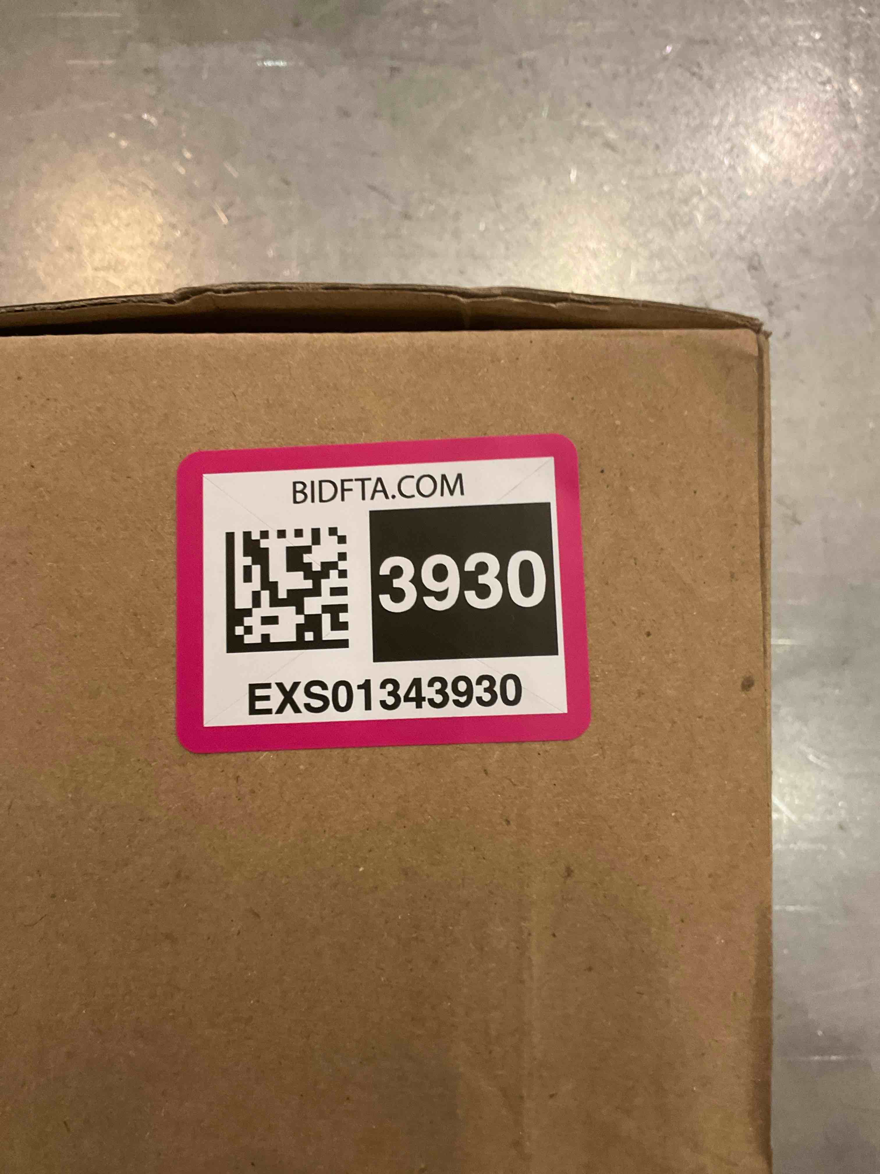 https://s3.amazonaws.com/lotting-images-prod/BargainHunt/EXS01343930_1710261762226.jpeg