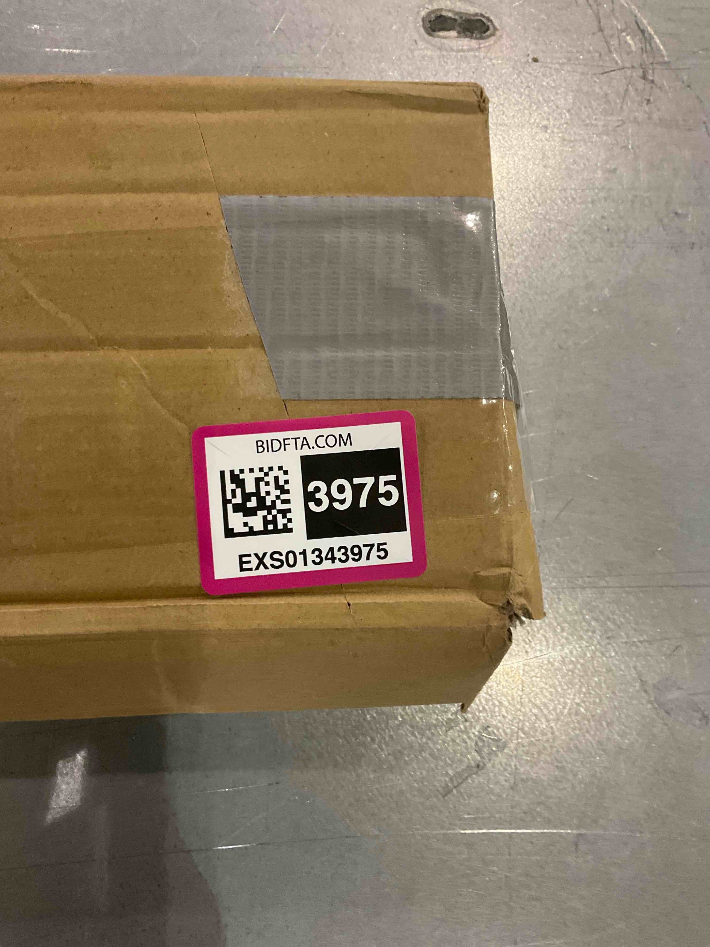 https://s3.amazonaws.com/lotting-images-prod/BargainHunt/EXS01343975_1710328585069.jpeg