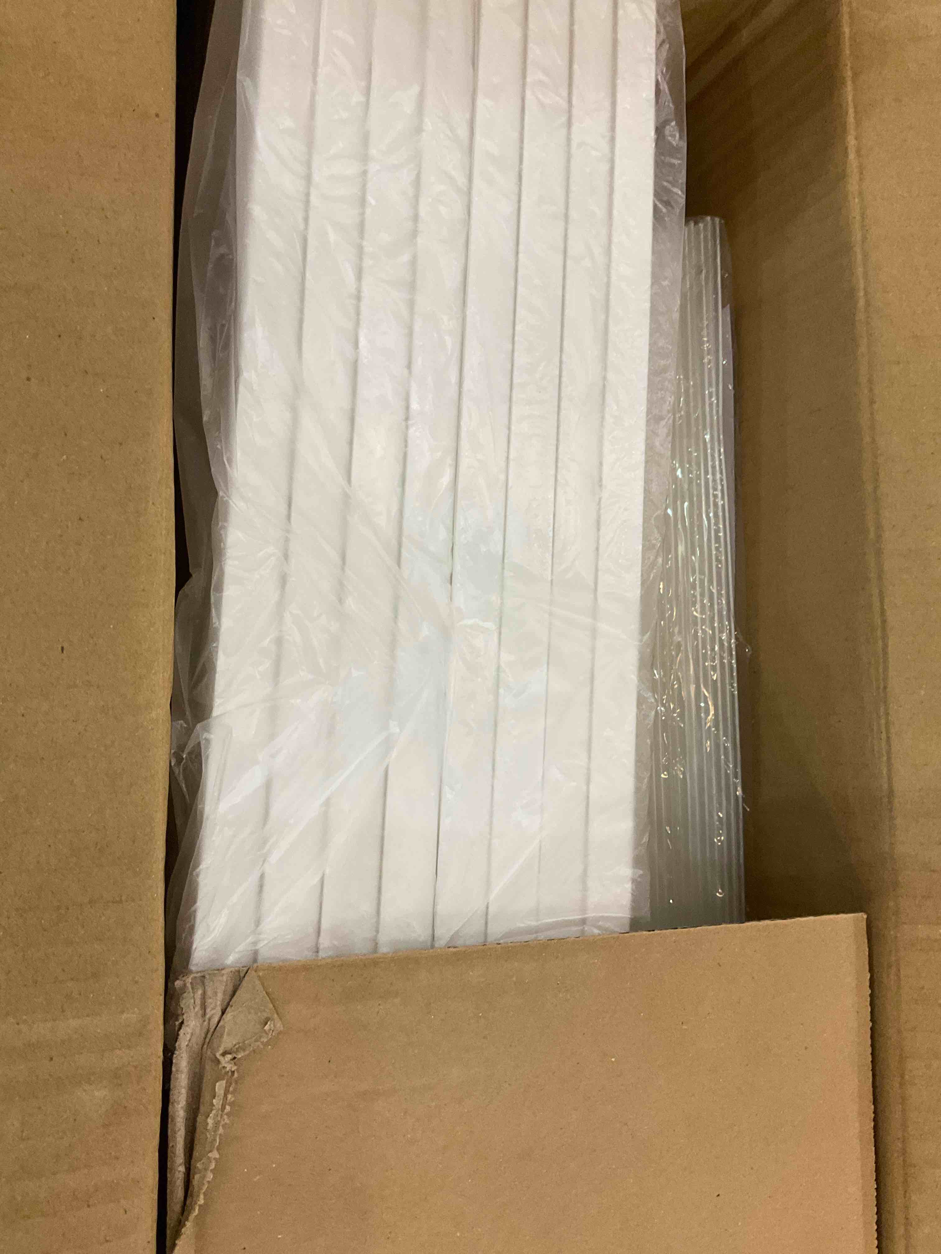 https://s3.amazonaws.com/lotting-images-prod/BargainHunt/EXS01344109_1711046412048.jpeg