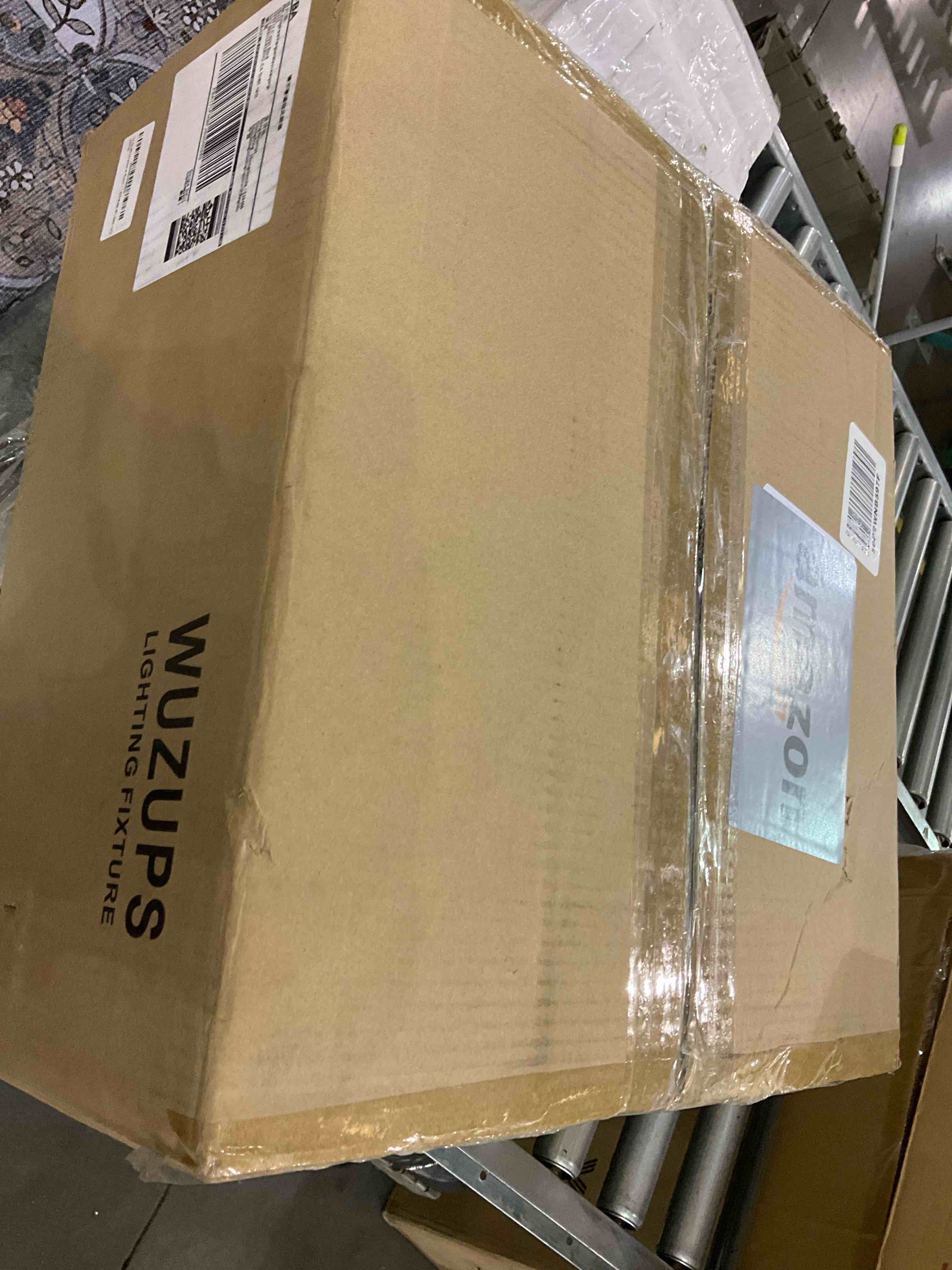 https://s3.amazonaws.com/lotting-images-prod/BargainHunt/EXS01344374_1711373725433.jpeg
