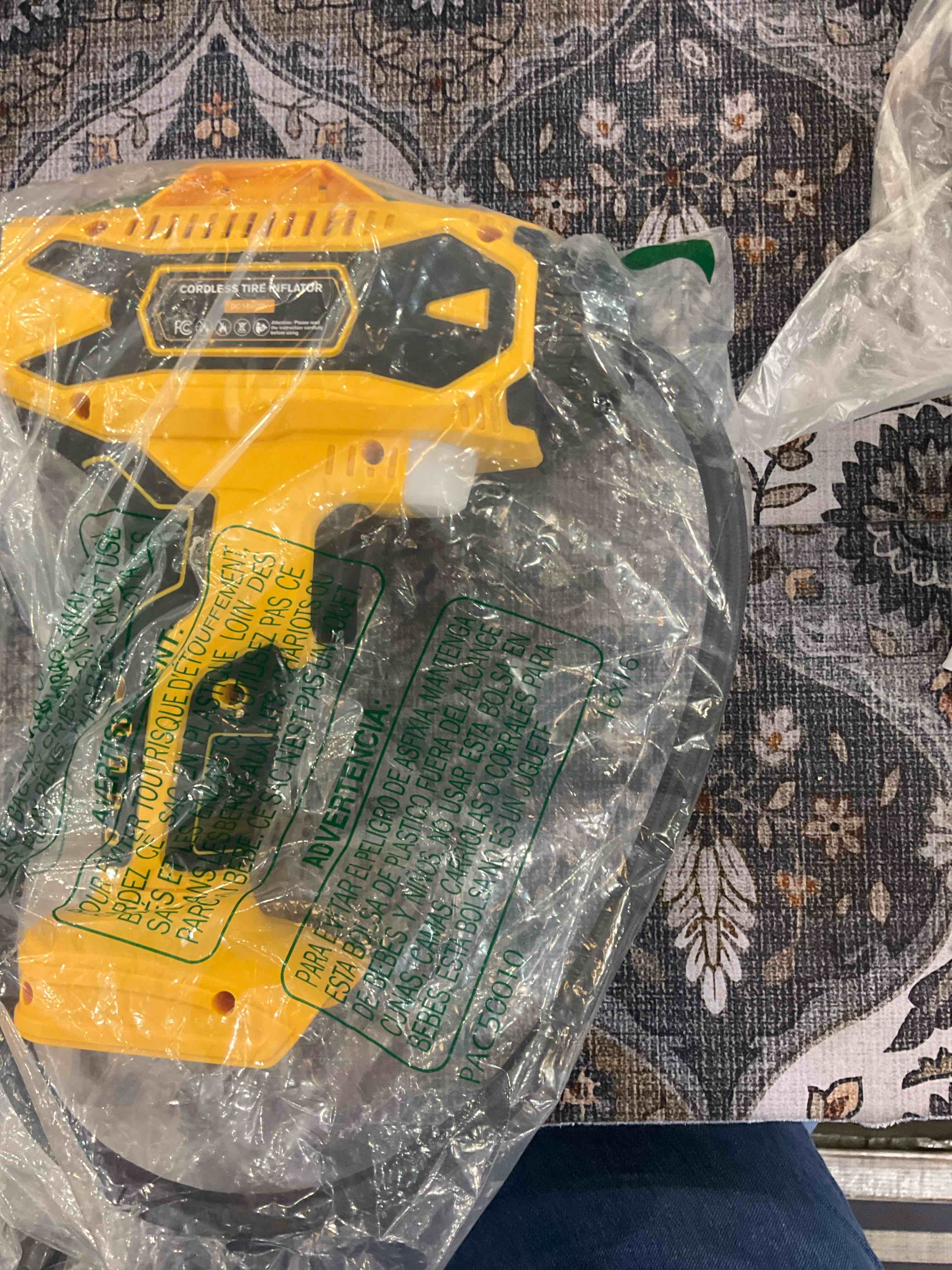 https://s3.amazonaws.com/lotting-images-prod/BargainHunt/EXS01344423_1711378483042.jpeg