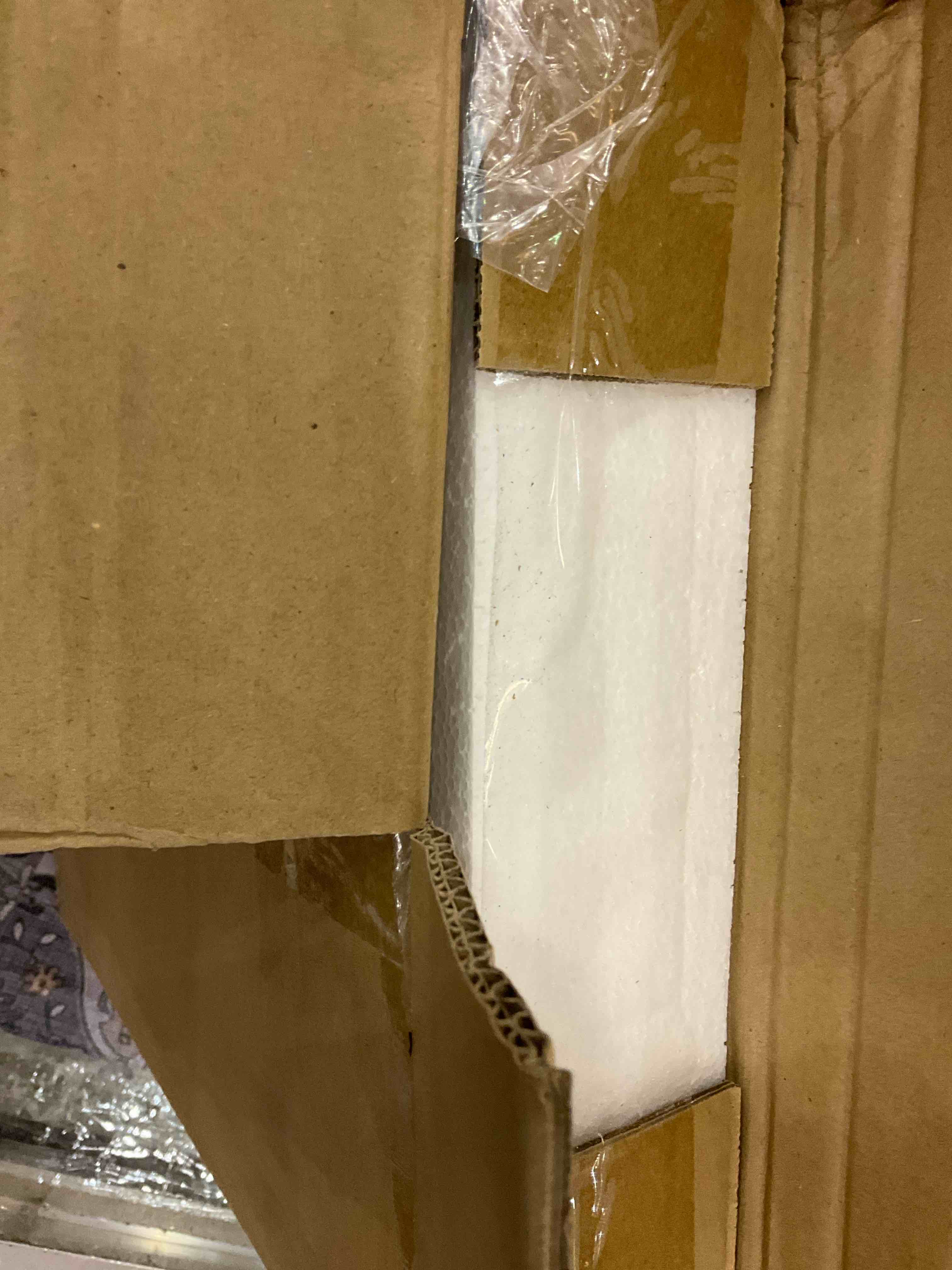 https://s3.amazonaws.com/lotting-images-prod/BargainHunt/EXS01344463_1711385271301.jpeg