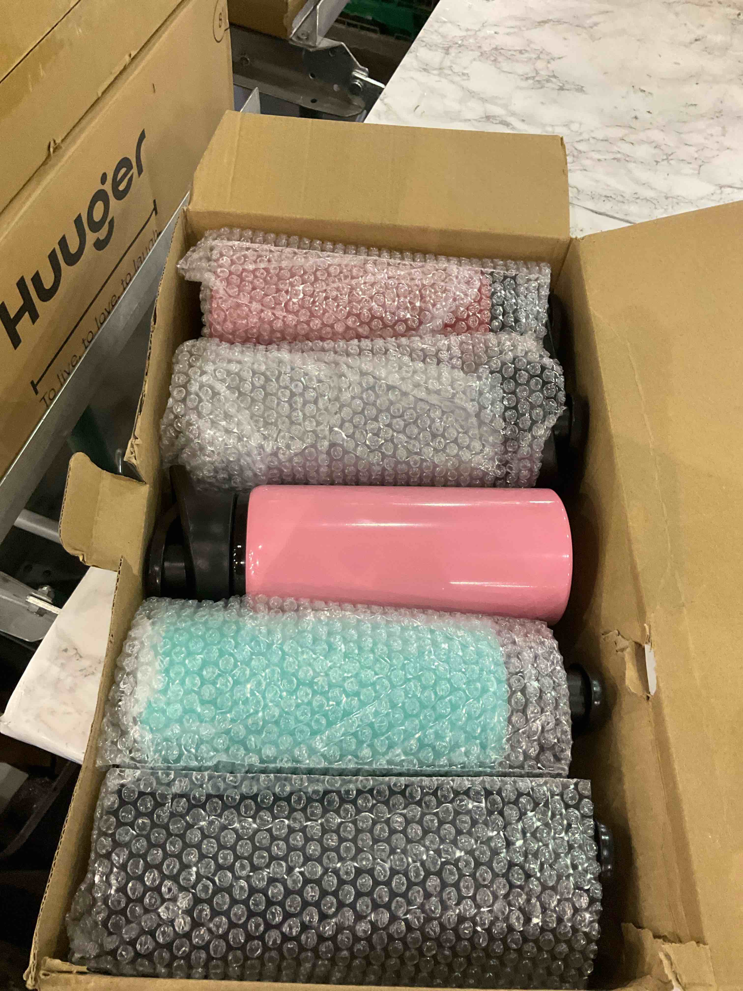 https://s3.amazonaws.com/lotting-images-prod/BargainHunt/EXS01344565_1711973403638.jpeg