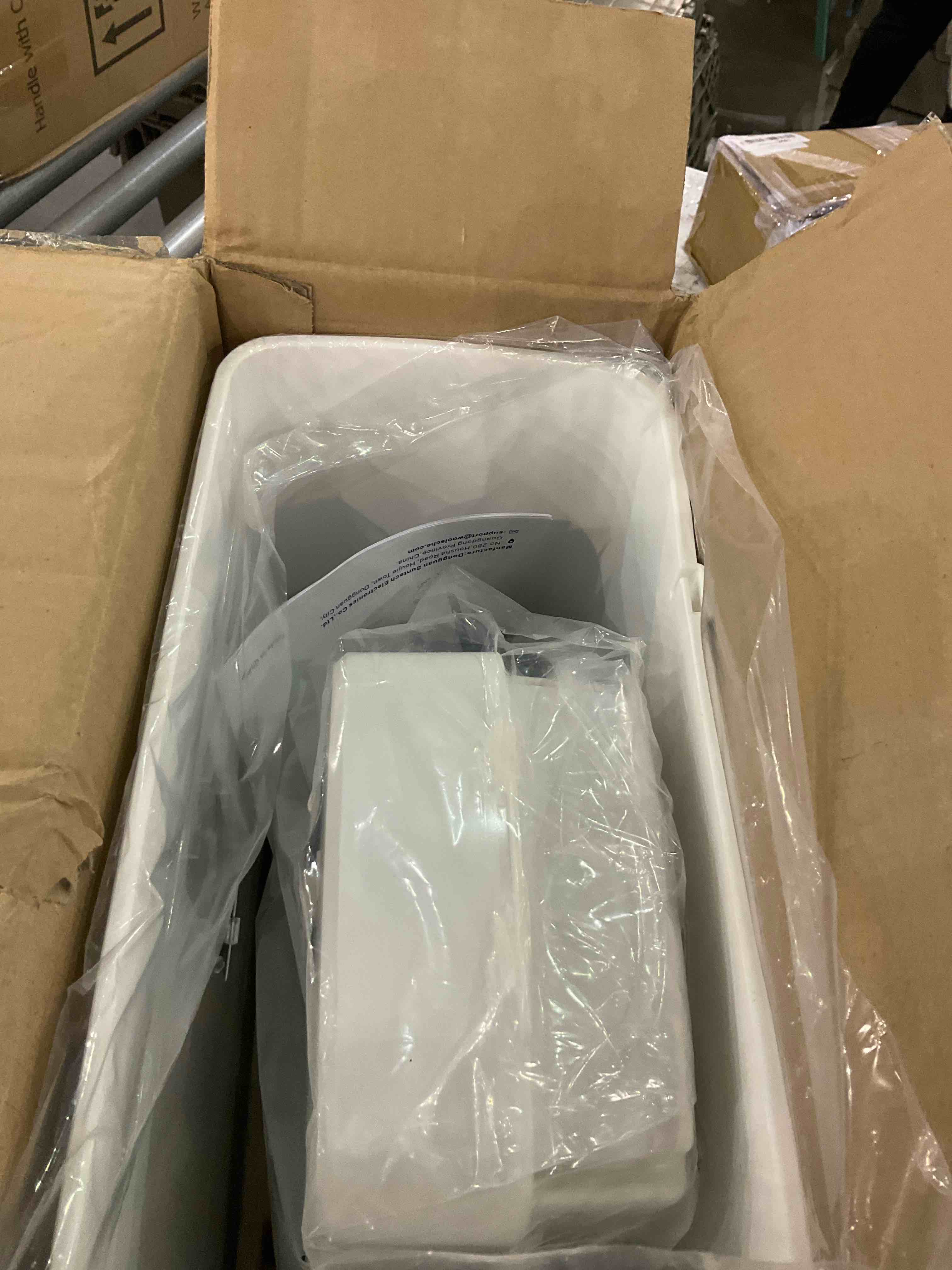 https://s3.amazonaws.com/lotting-images-prod/BargainHunt/EXS01344718_1712057838779.jpeg