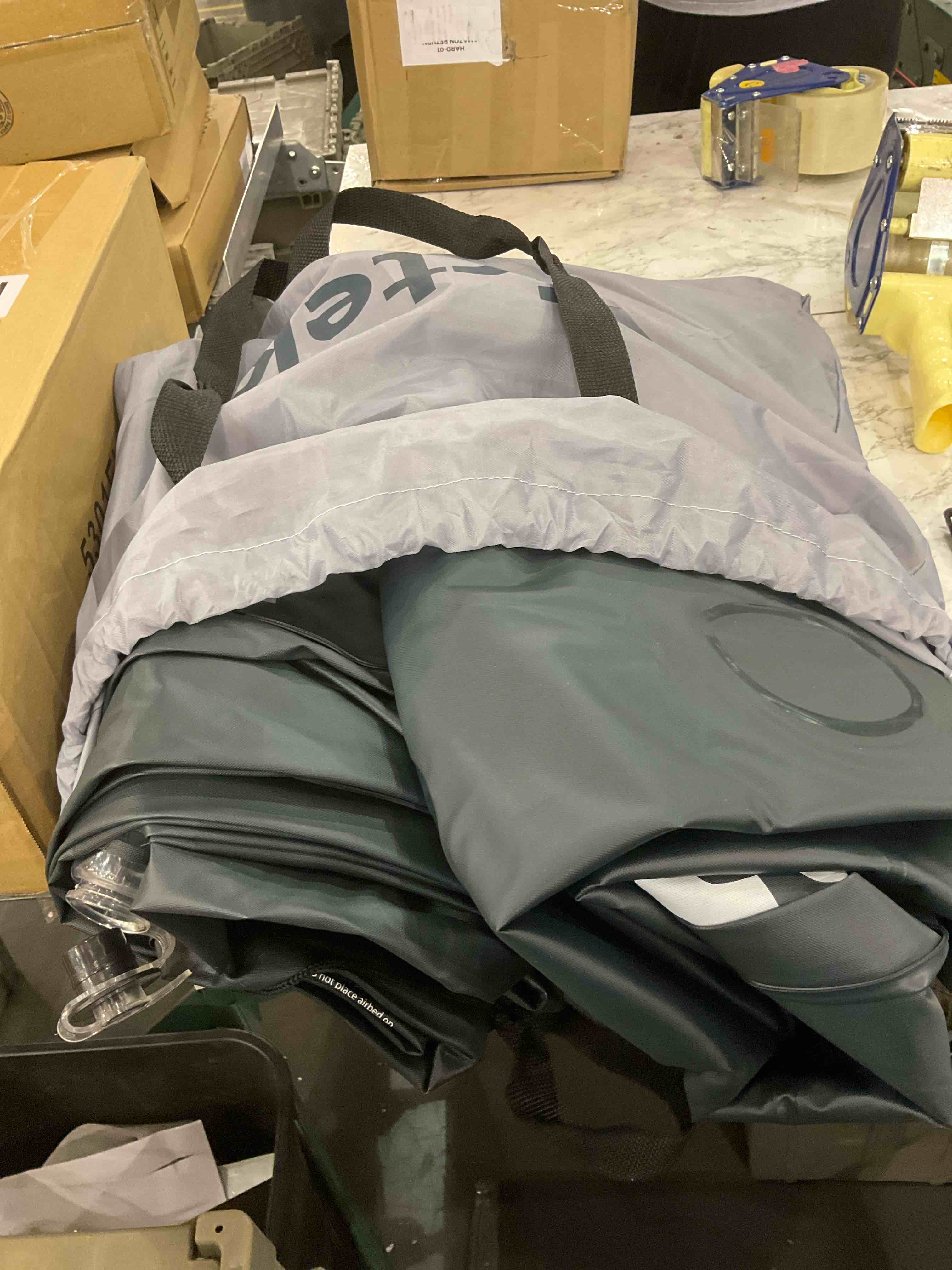 https://s3.amazonaws.com/lotting-images-prod/BargainHunt/EXS01344802_1712069838251.jpeg