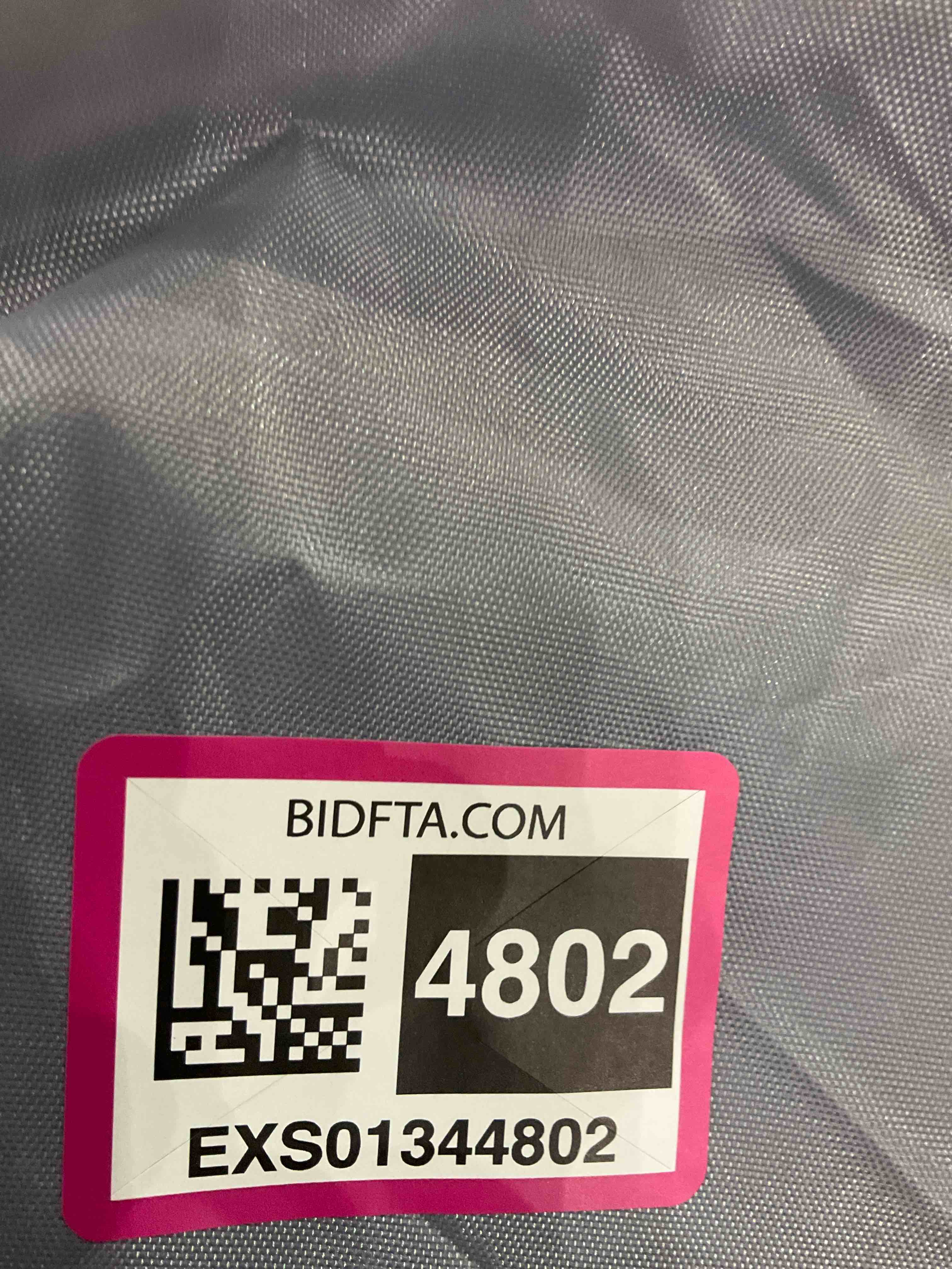 https://s3.amazonaws.com/lotting-images-prod/BargainHunt/EXS01344802_1712069877620.jpeg
