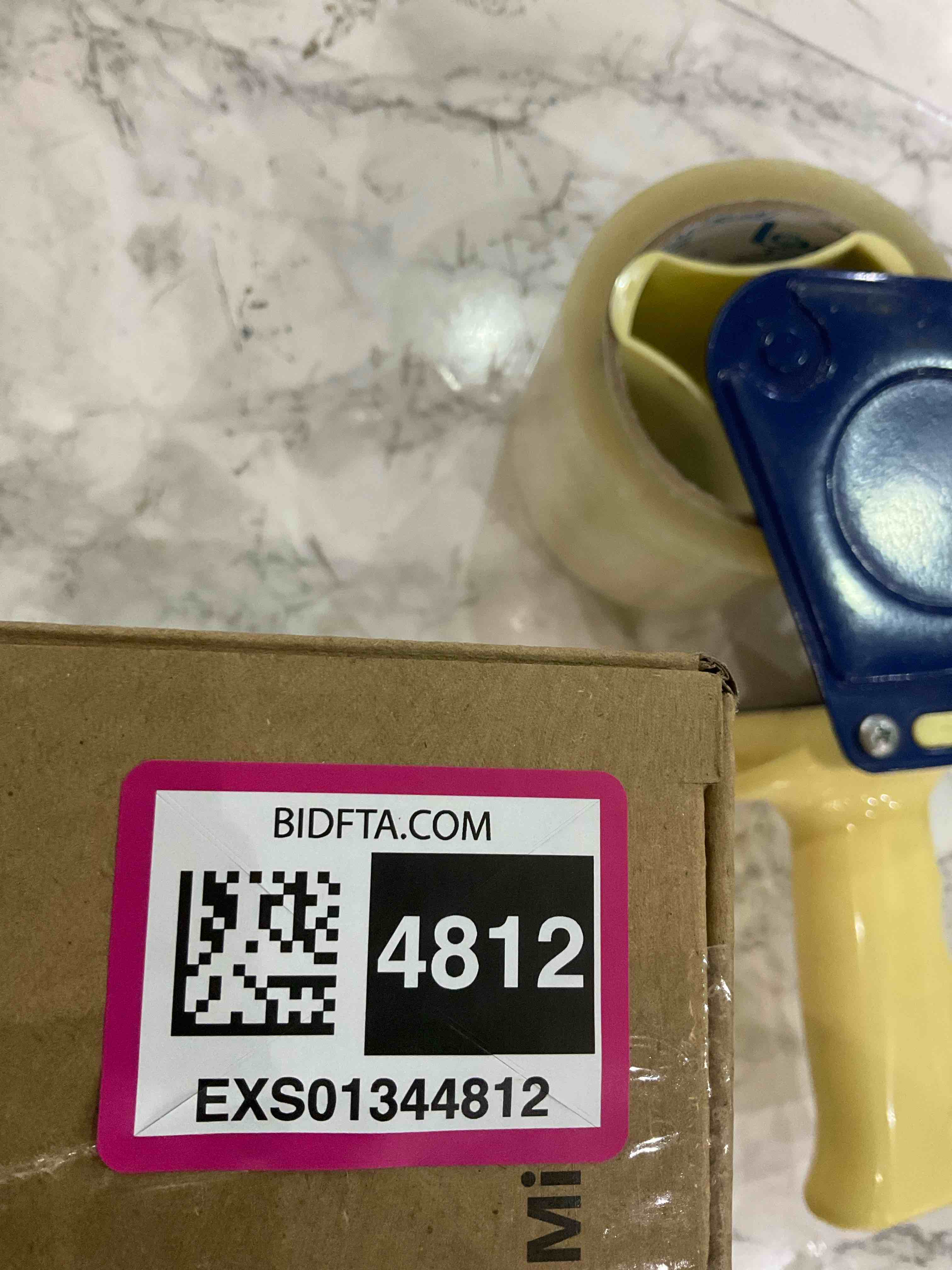 https://s3.amazonaws.com/lotting-images-prod/BargainHunt/EXS01344812_1712071007759.jpeg
