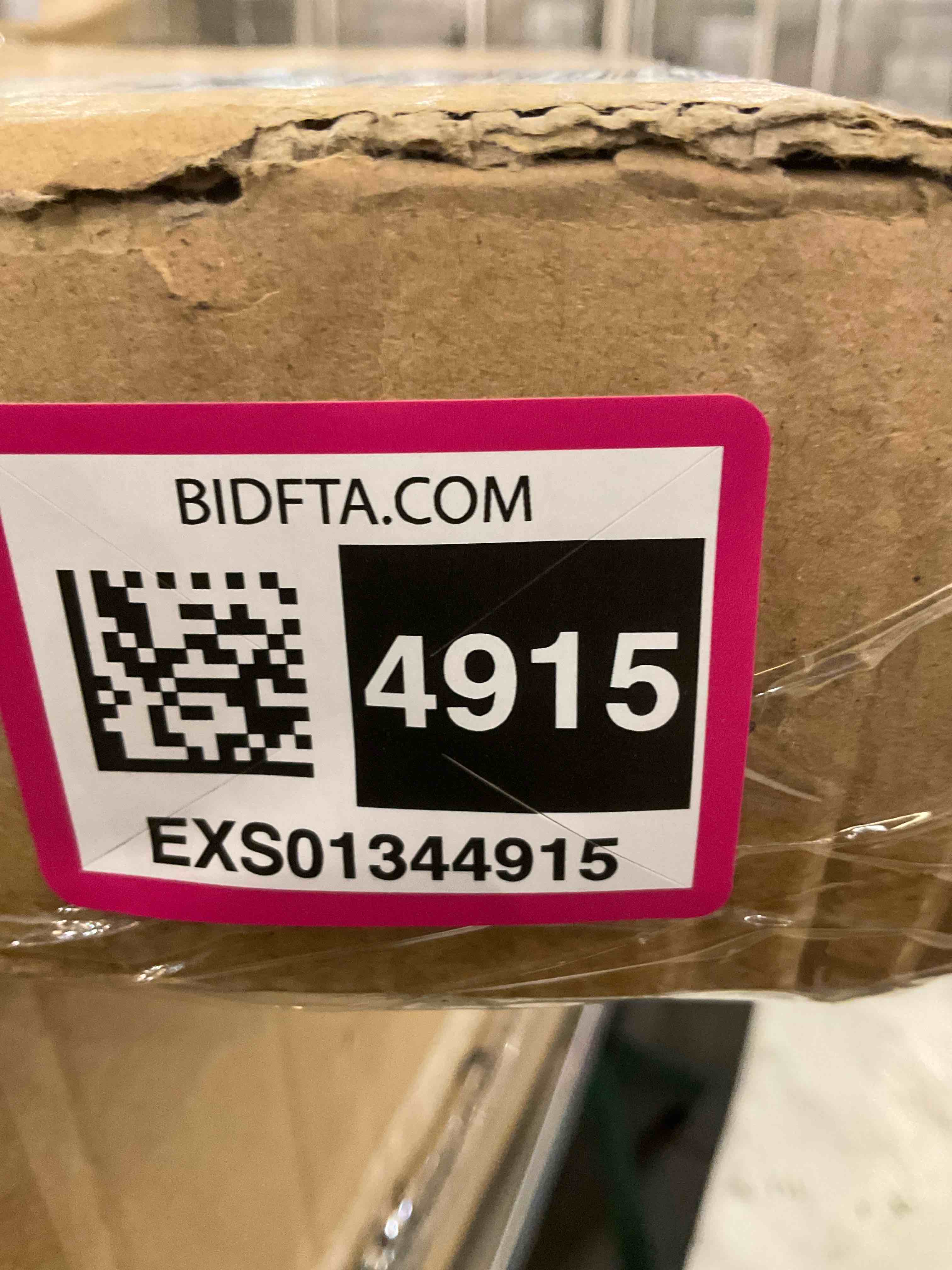 https://s3.amazonaws.com/lotting-images-prod/BargainHunt/EXS01344915_1712154451517.jpeg