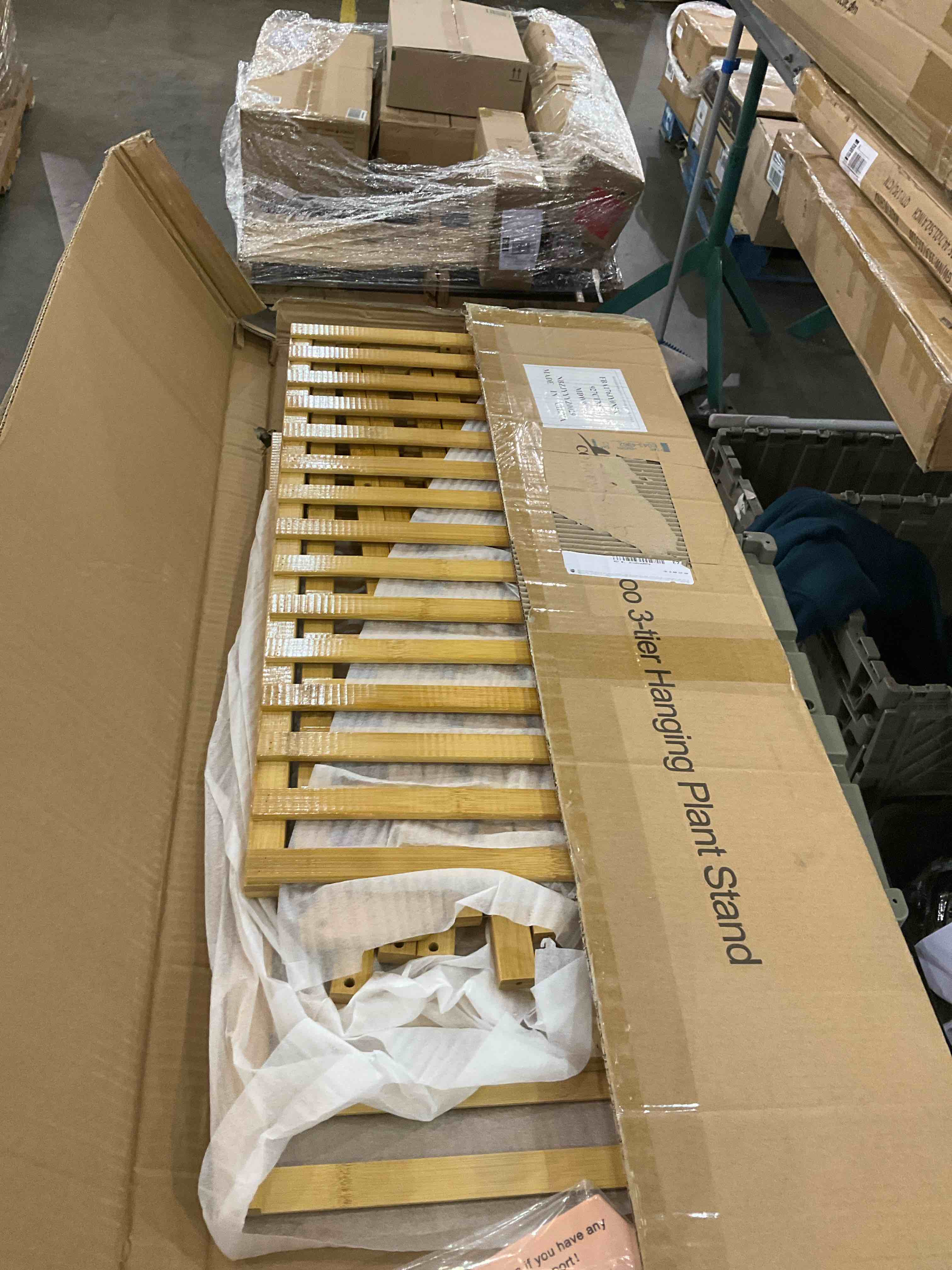 https://s3.amazonaws.com/lotting-images-prod/BargainHunt/EXS01344987_1712170025961.jpeg