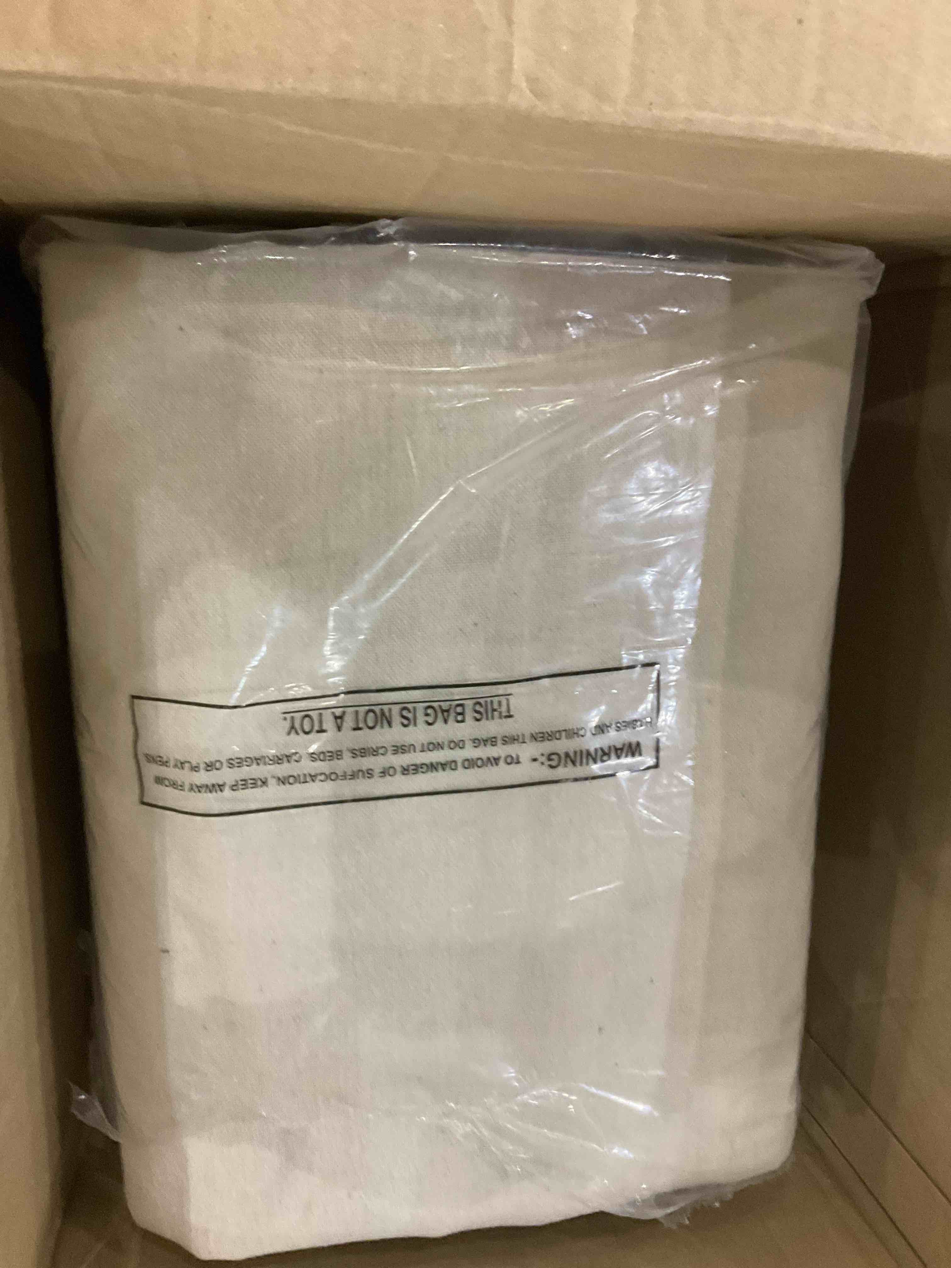 https://s3.amazonaws.com/lotting-images-prod/BargainHunt/EXS01345341_1711109301814.jpeg