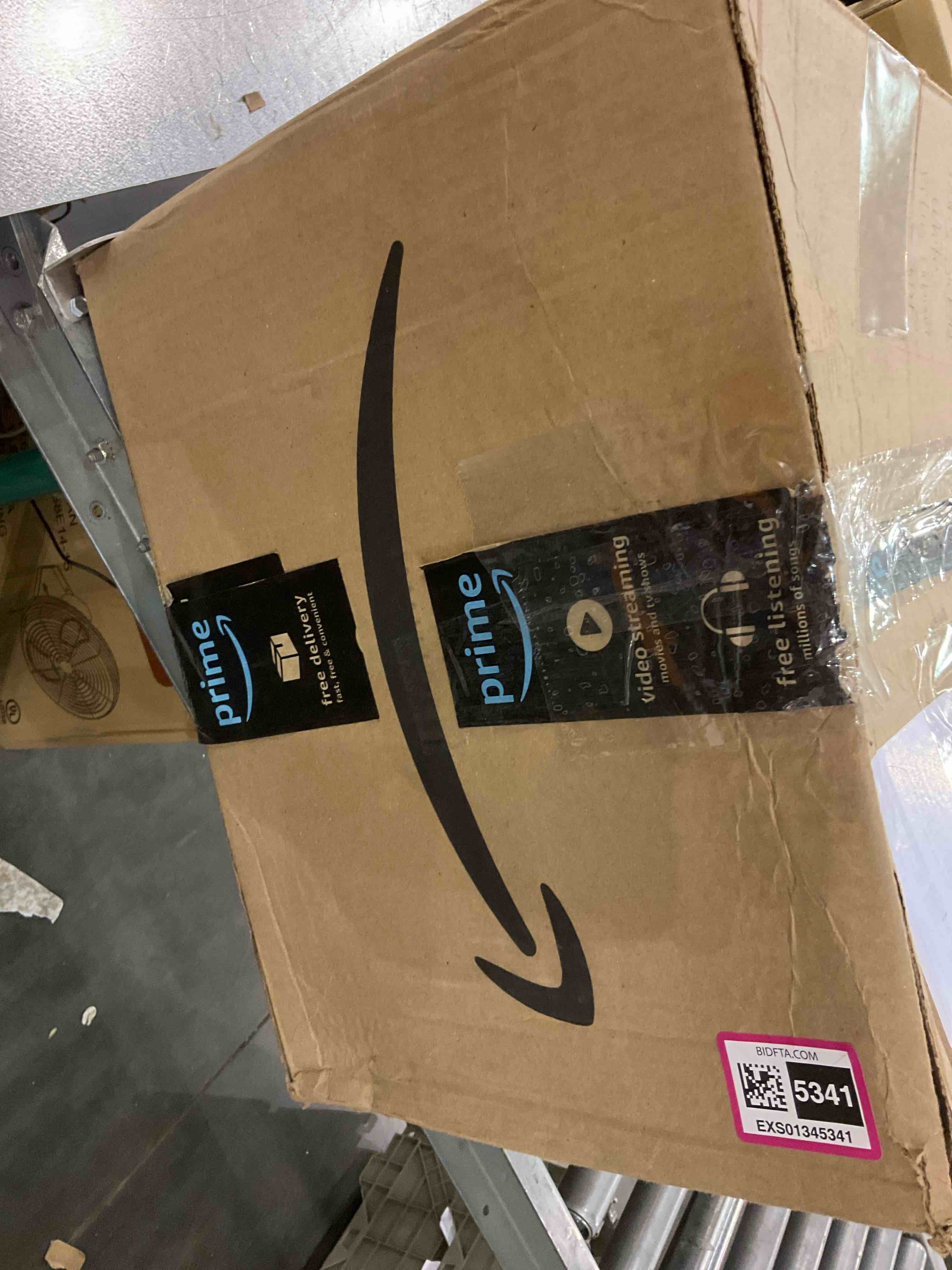https://s3.amazonaws.com/lotting-images-prod/BargainHunt/EXS01345341_1711109335591.jpeg