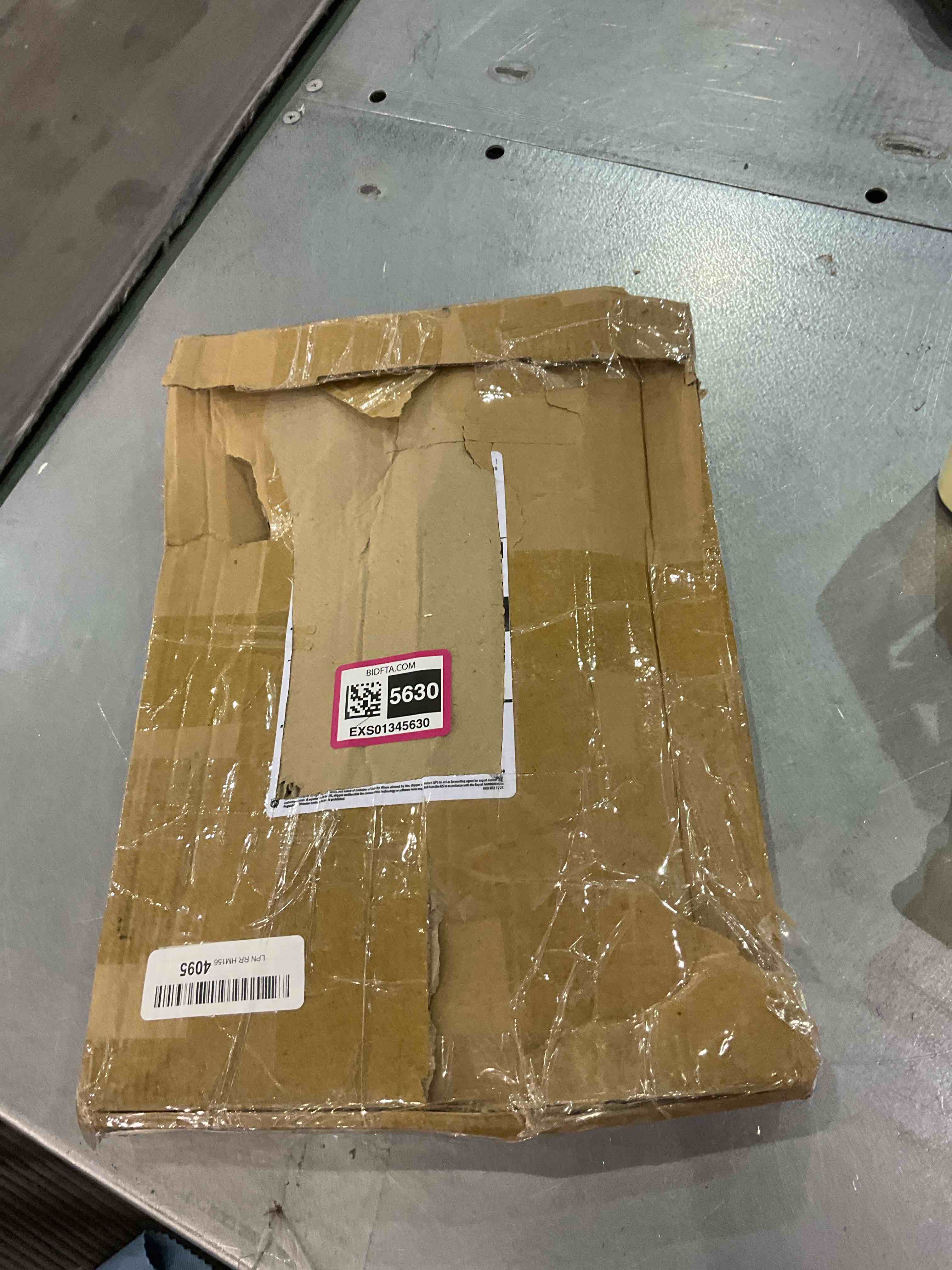 https://s3.amazonaws.com/lotting-images-prod/BargainHunt/EXS01345630_1710243658628.jpeg