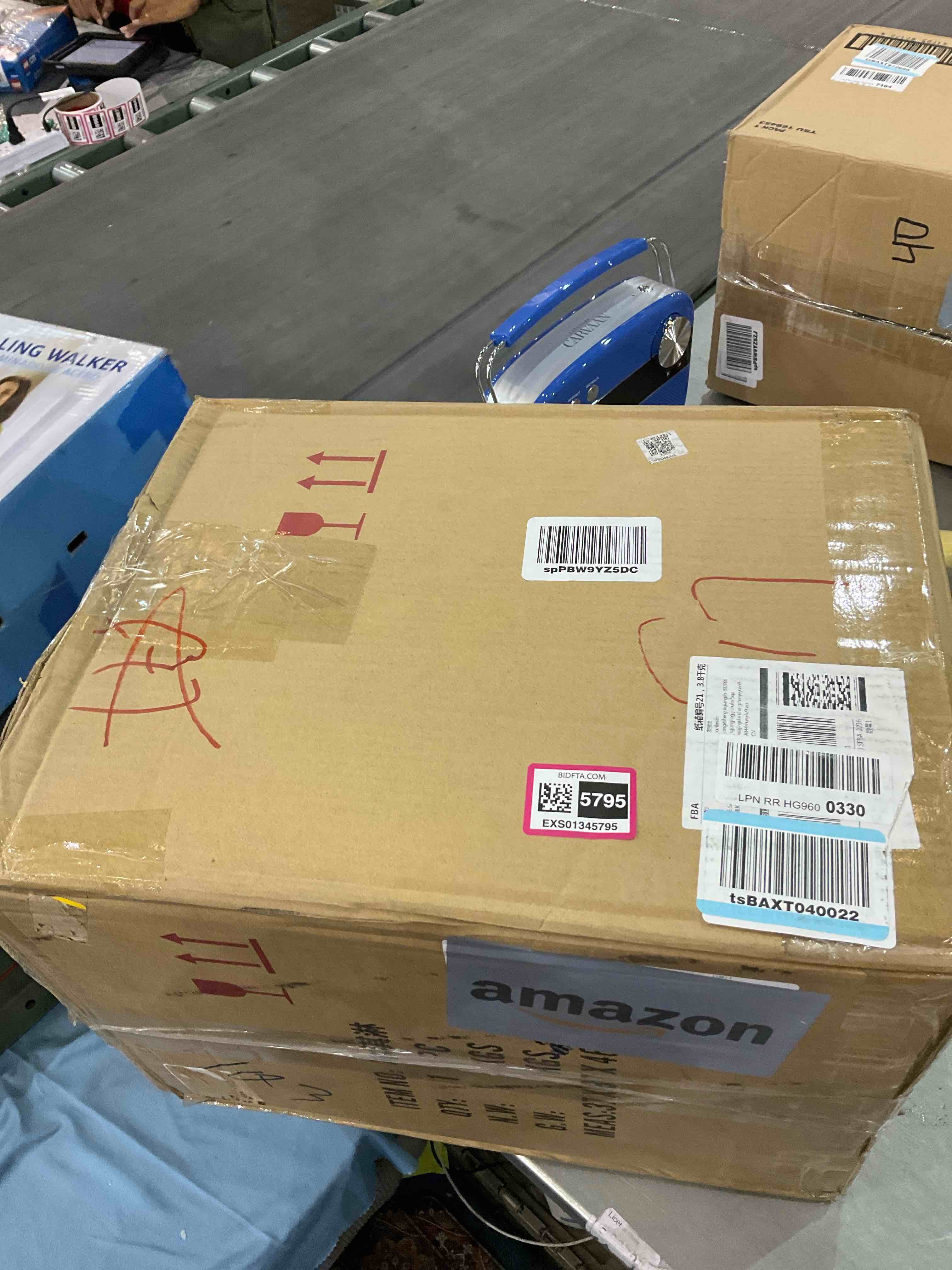 https://s3.amazonaws.com/lotting-images-prod/BargainHunt/EXS01345795_1710337333830.jpeg