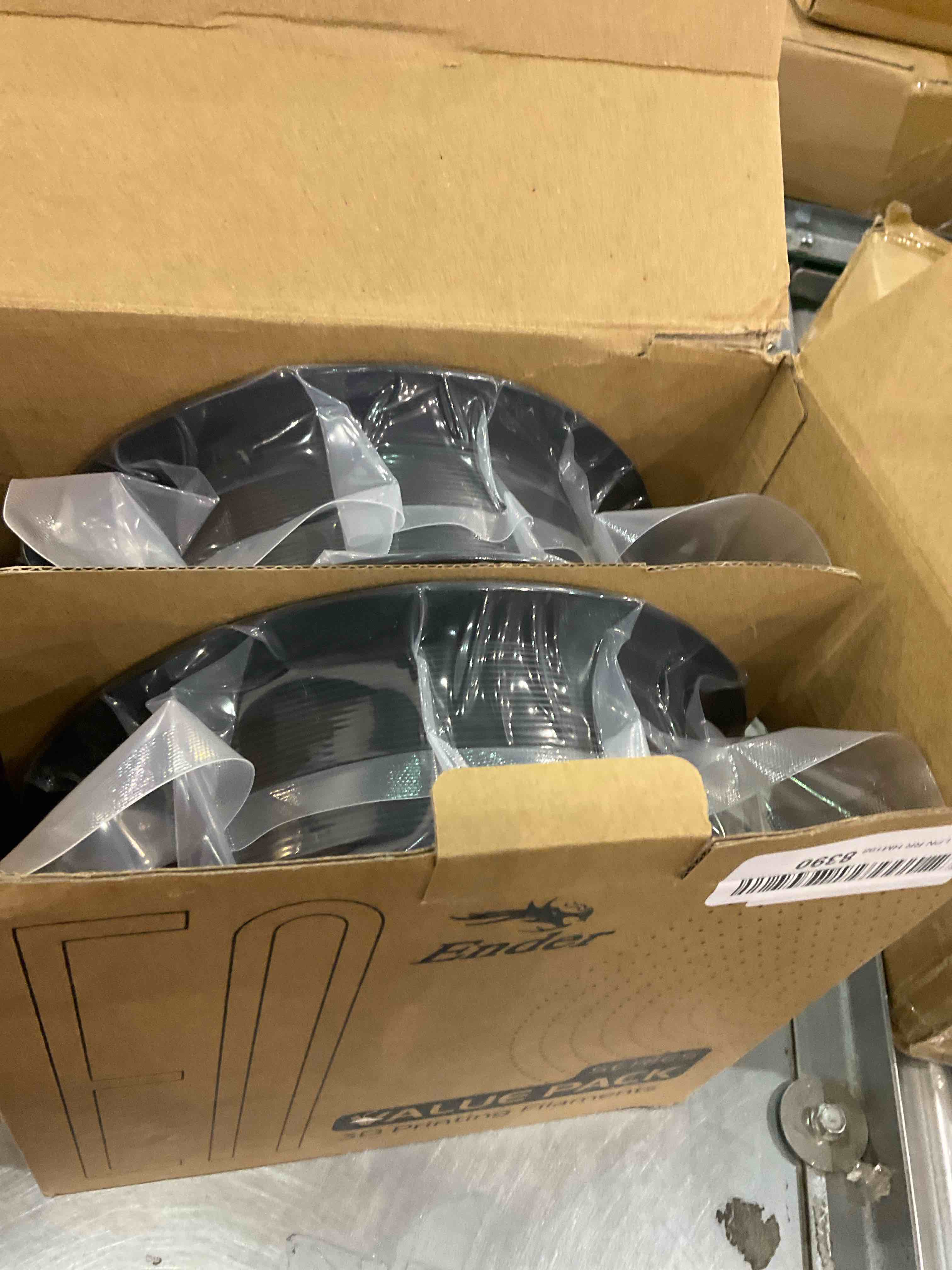 https://s3.amazonaws.com/lotting-images-prod/BargainHunt/EXS01346134_1710329326763.jpeg
