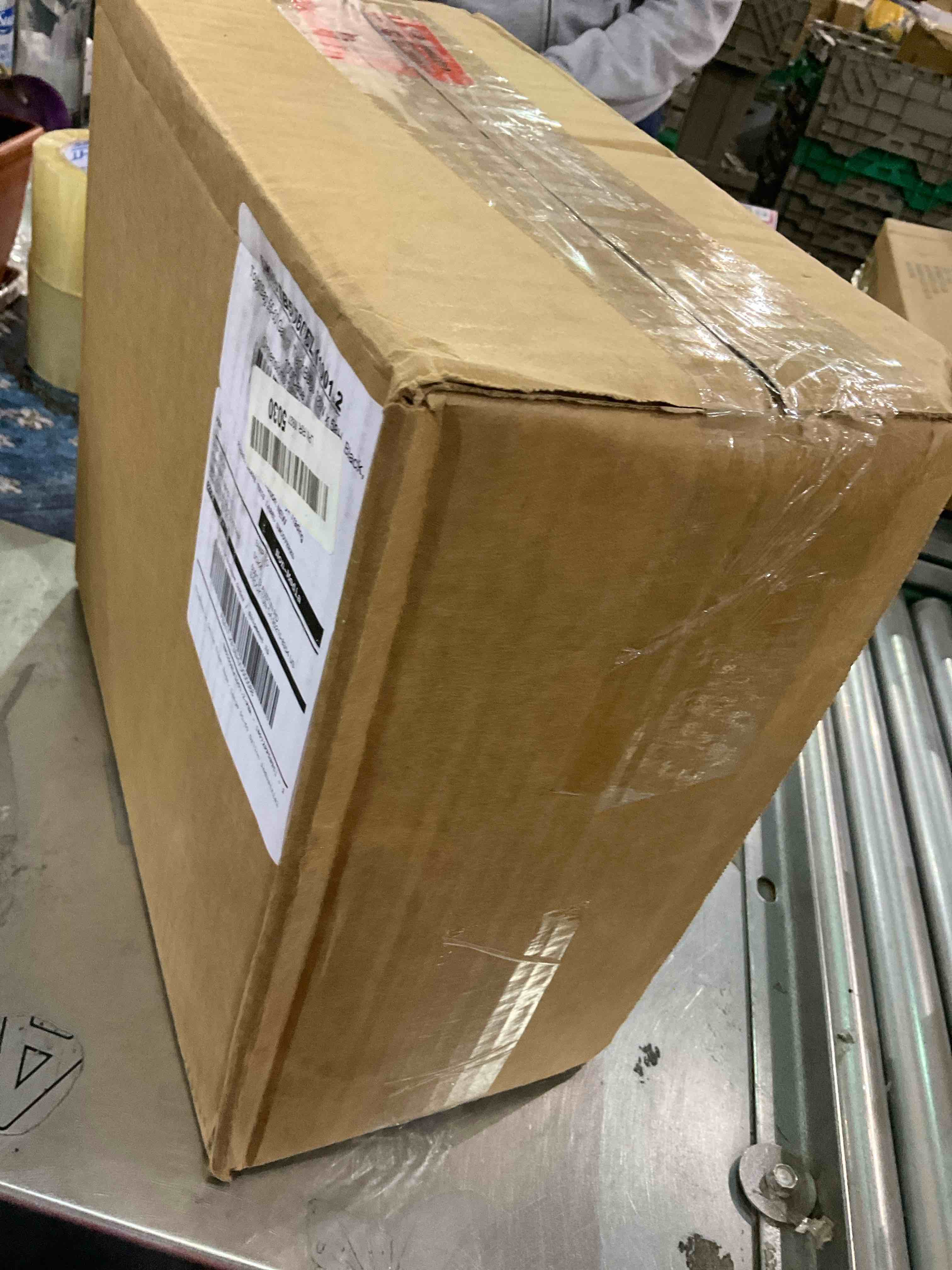 https://s3.amazonaws.com/lotting-images-prod/BargainHunt/EXS01346147_1710330574669.jpeg