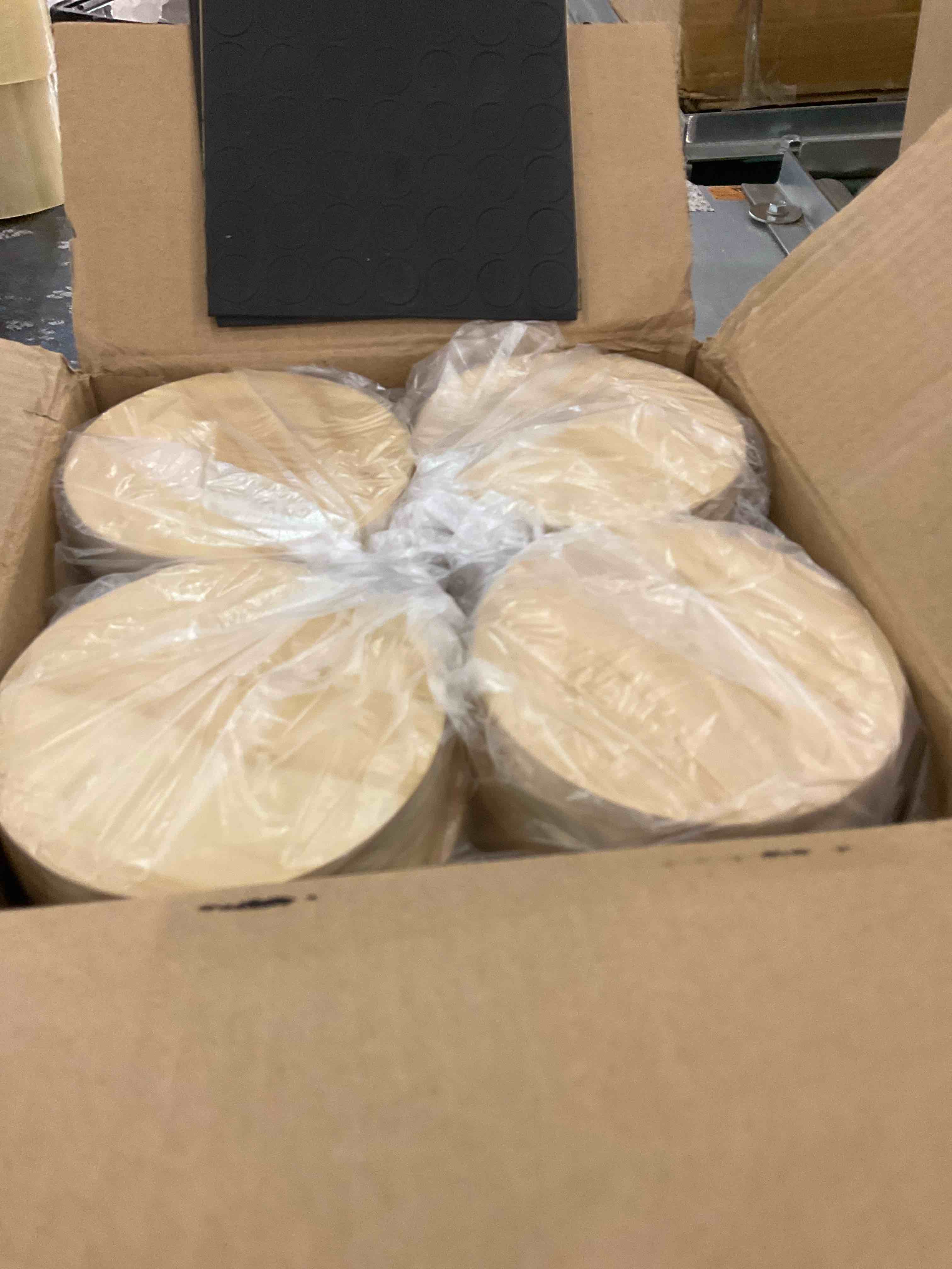 https://s3.amazonaws.com/lotting-images-prod/BargainHunt/EXS01346202_1710338065122.jpeg