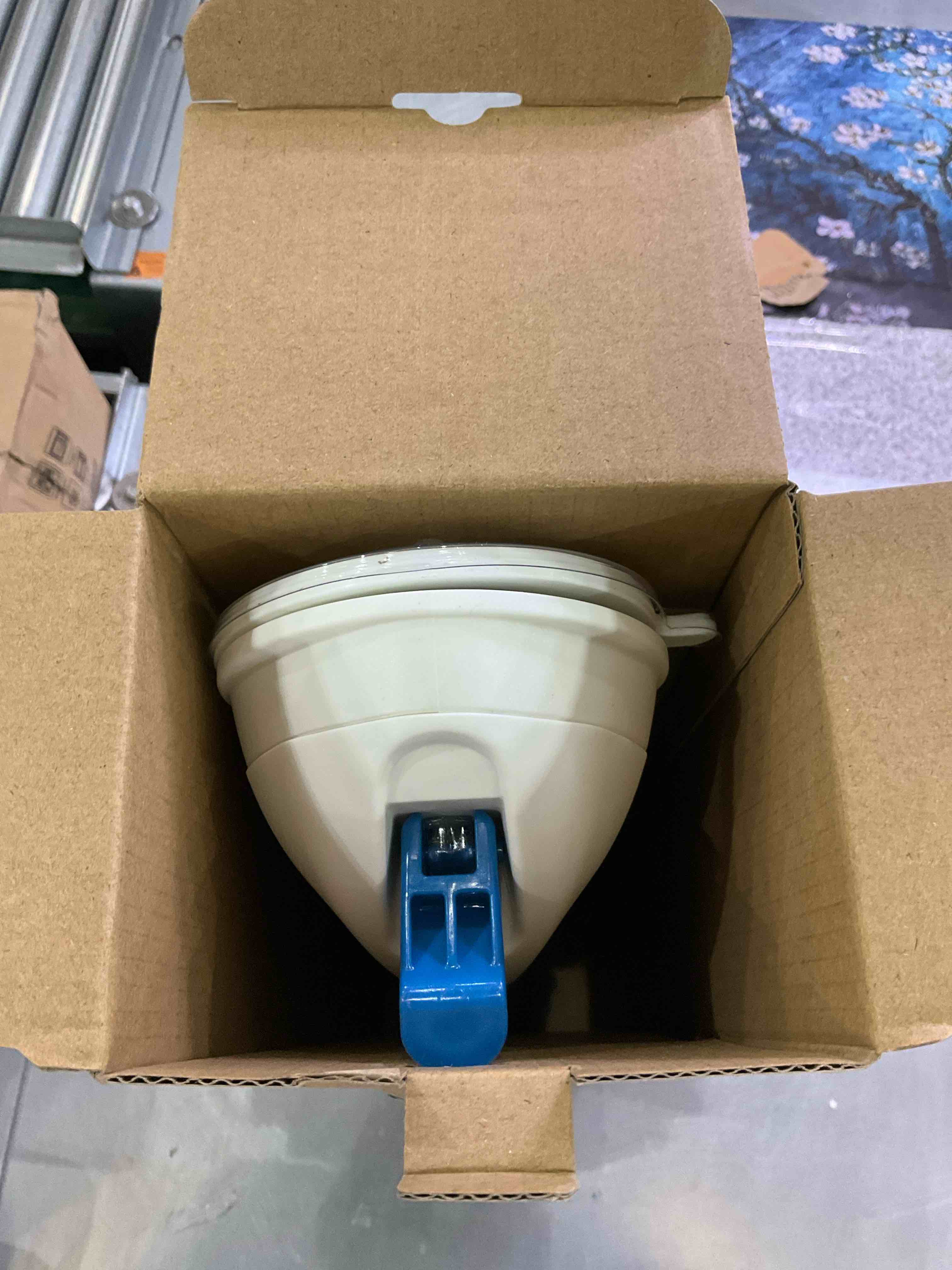 https://s3.amazonaws.com/lotting-images-prod/BargainHunt/EXS01346666_1709920817107.jpeg