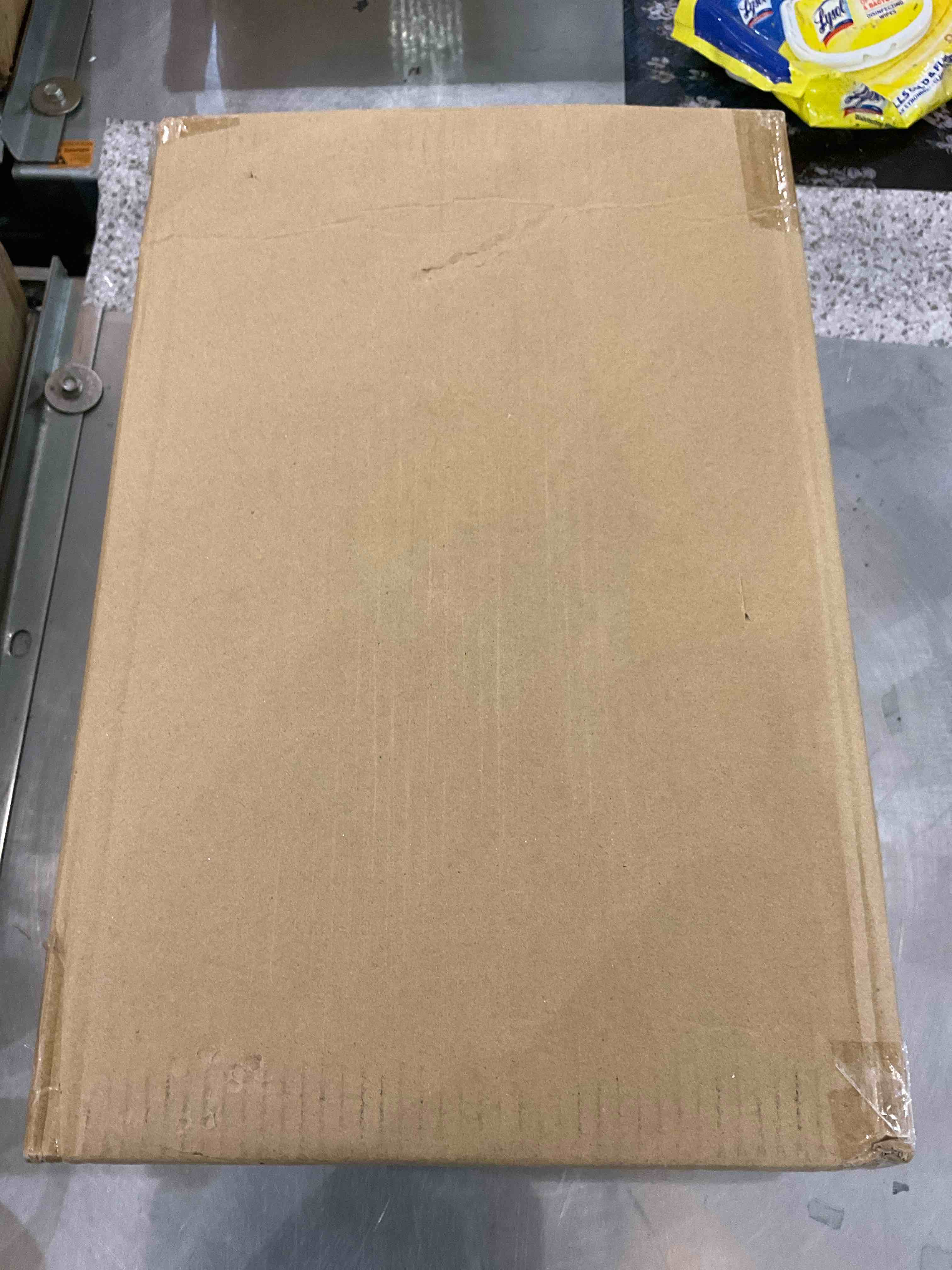 https://s3.amazonaws.com/lotting-images-prod/BargainHunt/EXS01346805_1710163967797.jpeg