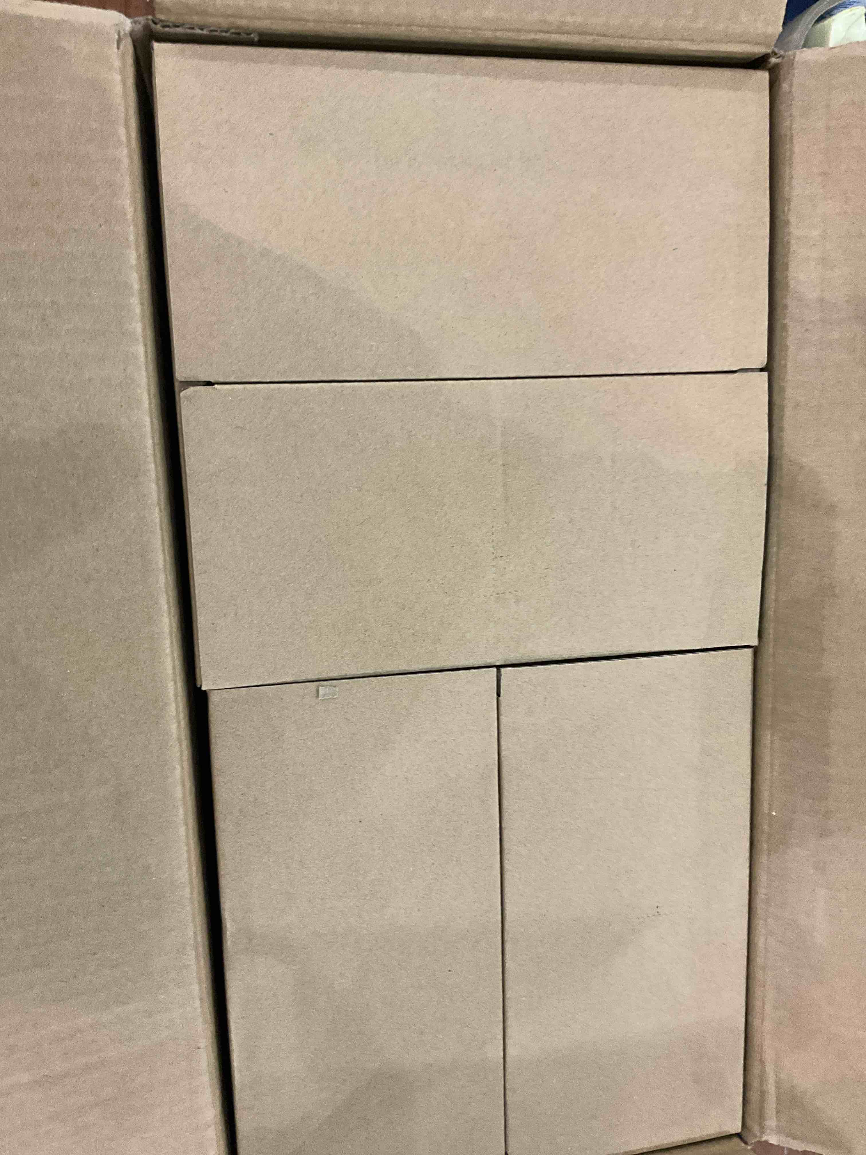https://s3.amazonaws.com/lotting-images-prod/BargainHunt/EXS01347008_1712576457213.jpeg