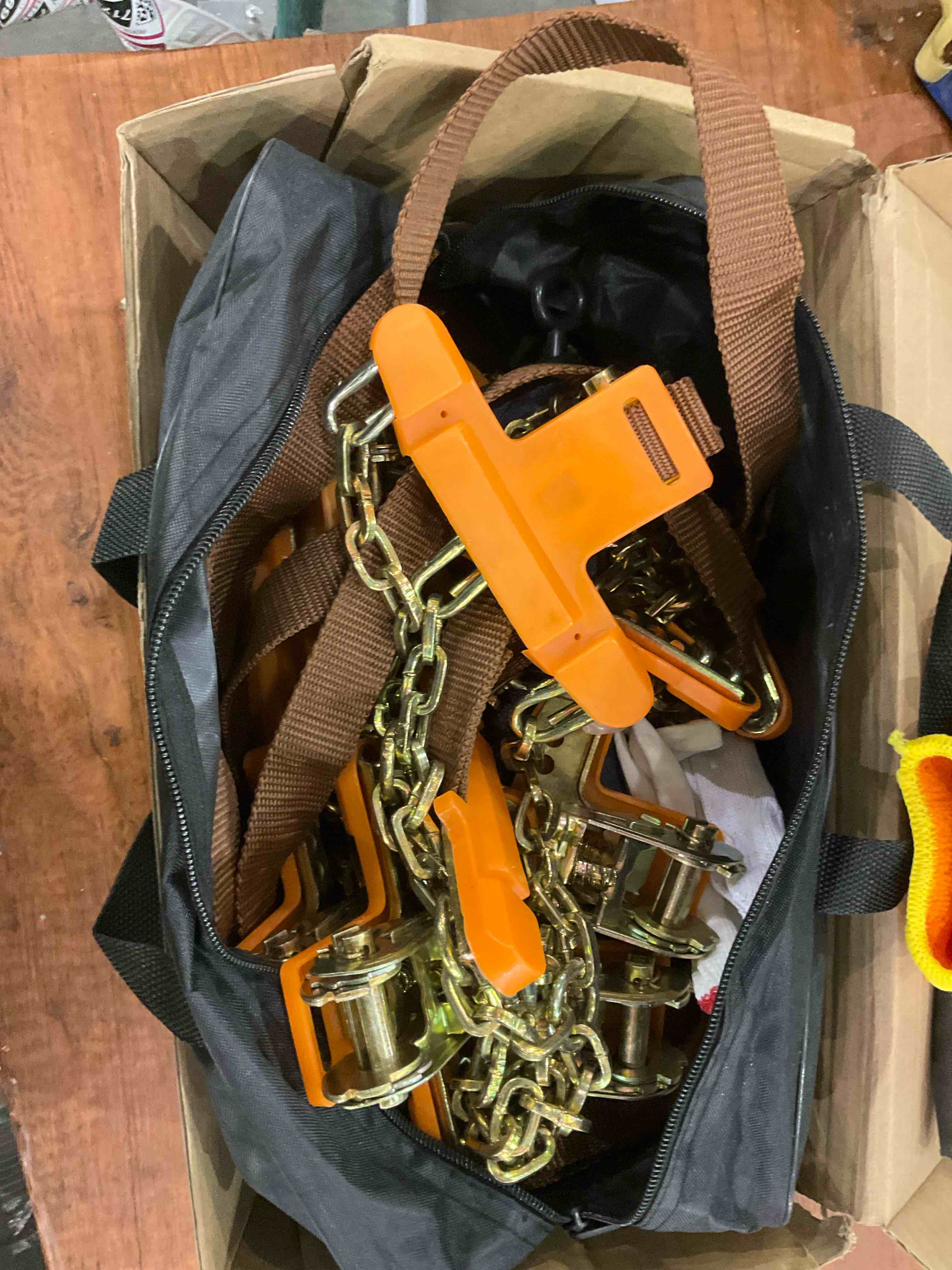 https://s3.amazonaws.com/lotting-images-prod/BargainHunt/EXS01347166_1712753288102.jpeg