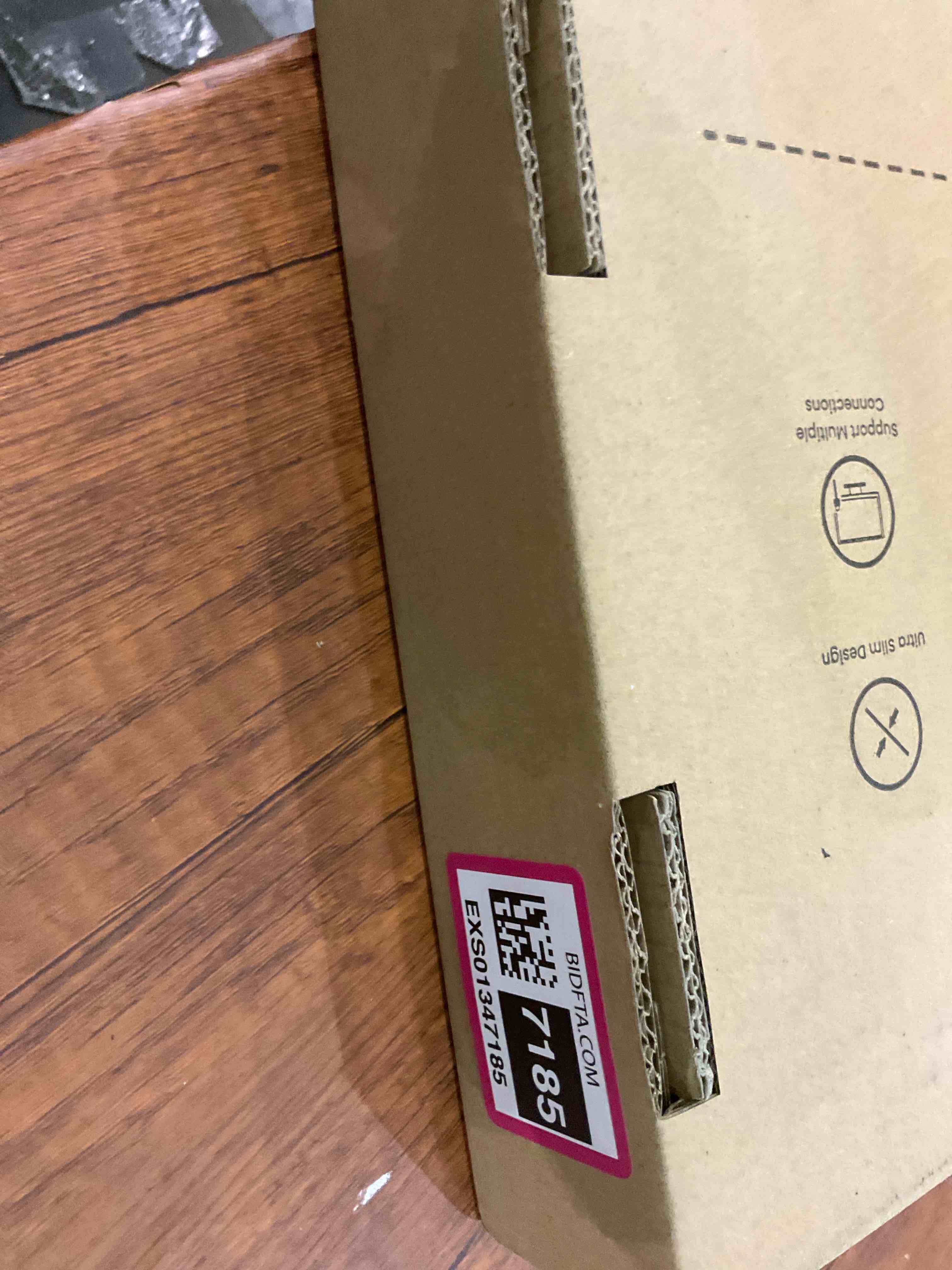 https://s3.amazonaws.com/lotting-images-prod/BargainHunt/EXS01347185_1712837497396.jpeg