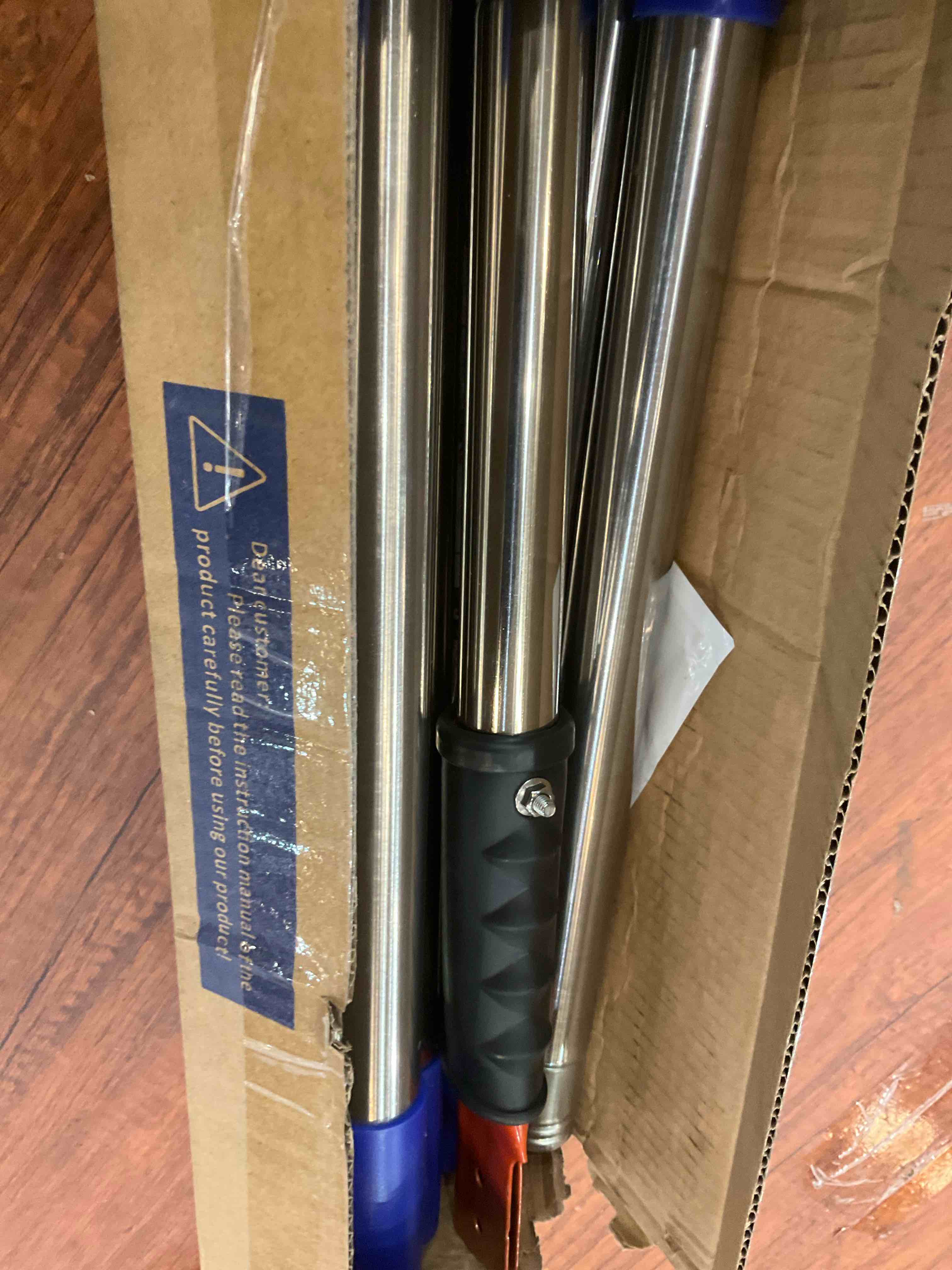 https://s3.amazonaws.com/lotting-images-prod/BargainHunt/EXS01347247_1712855908971.jpeg
