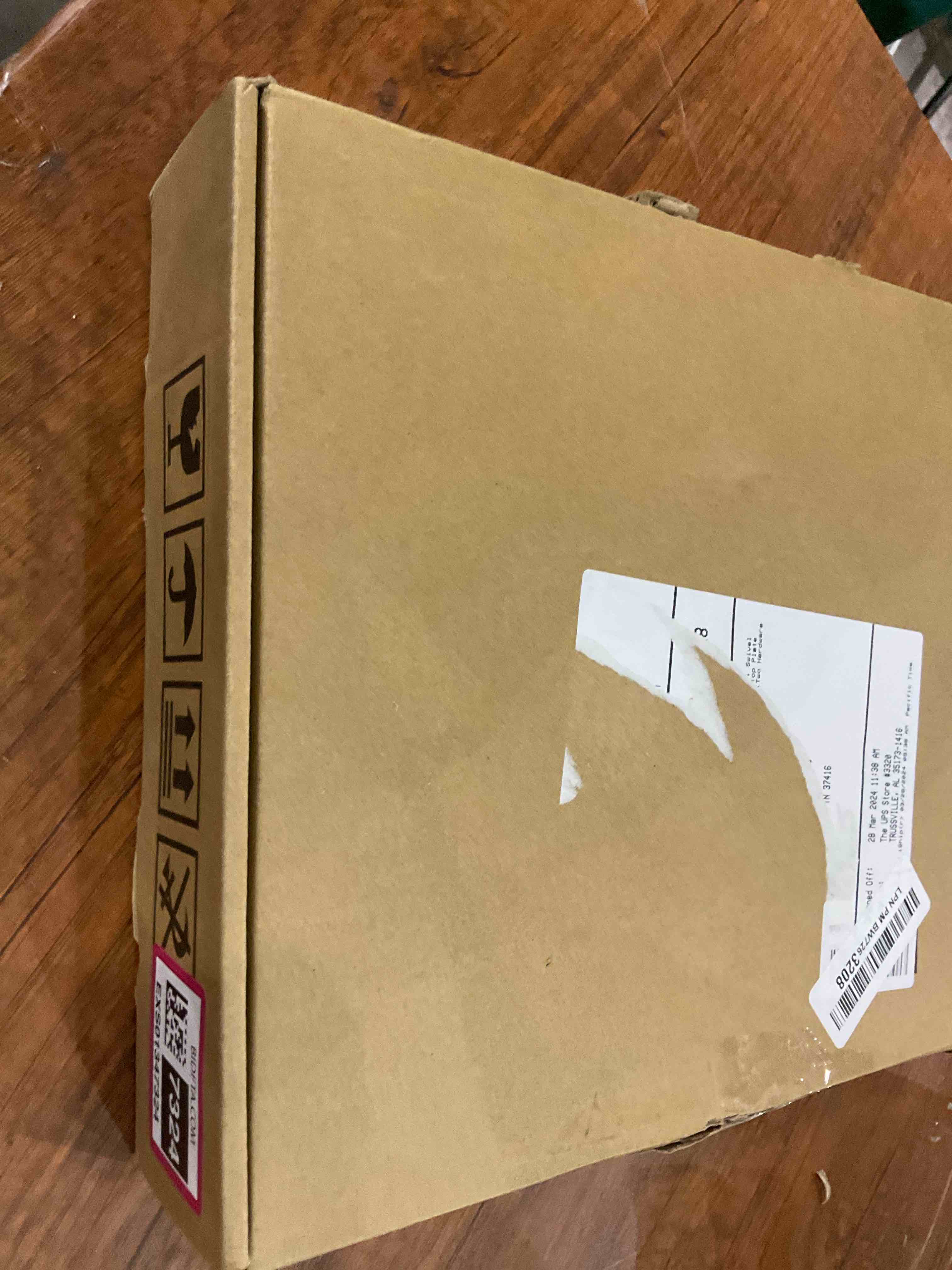 https://s3.amazonaws.com/lotting-images-prod/BargainHunt/EXS01347324_1713180466360.jpeg