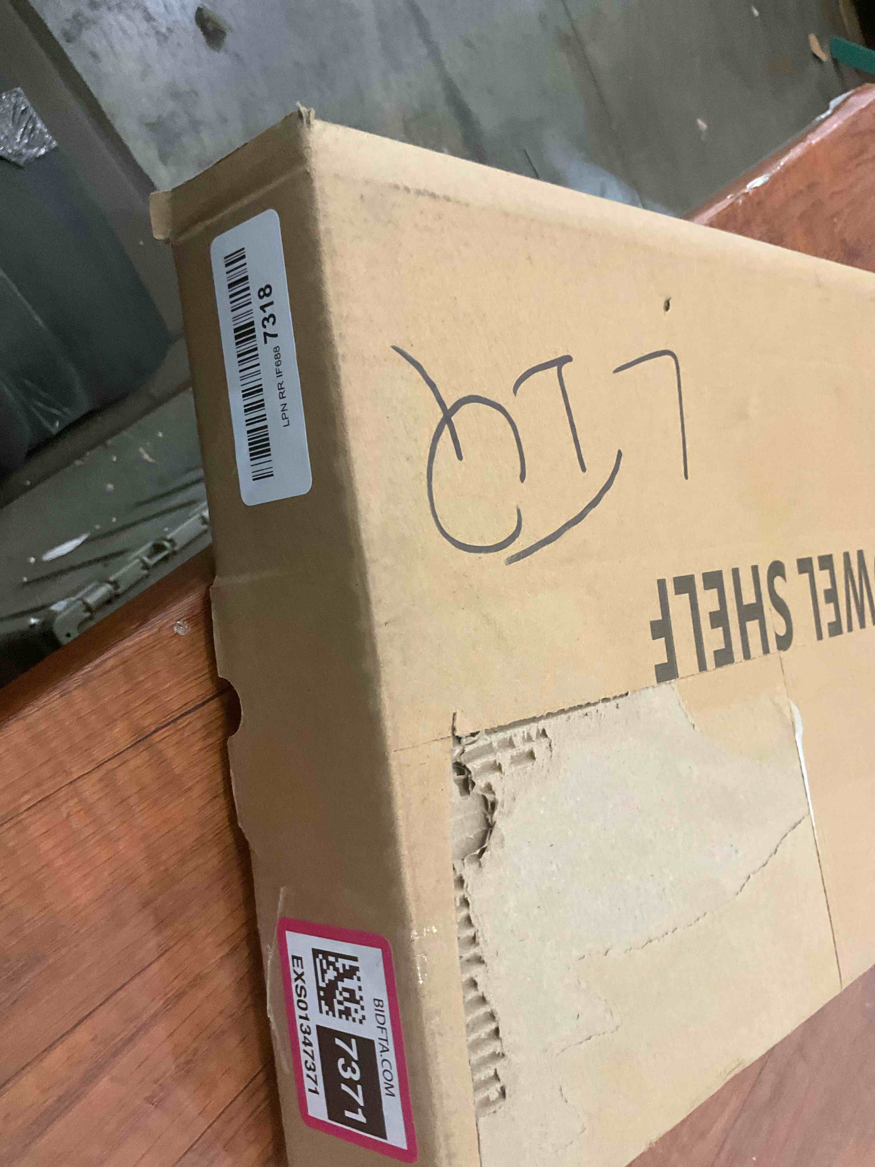 https://s3.amazonaws.com/lotting-images-prod/BargainHunt/EXS01347371_1713206617082.jpeg