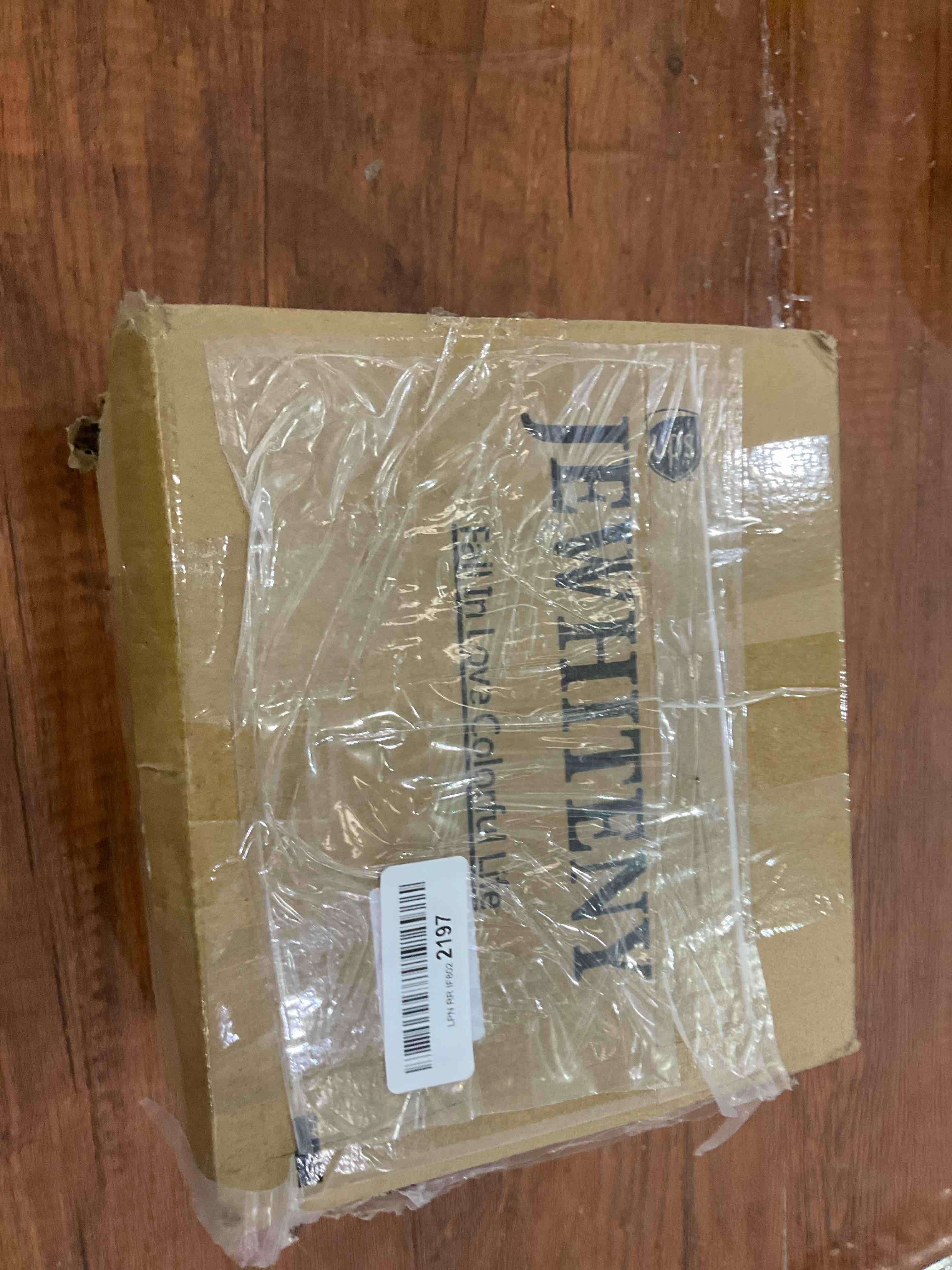 https://s3.amazonaws.com/lotting-images-prod/BargainHunt/EXS01347416_1713363960192.jpeg