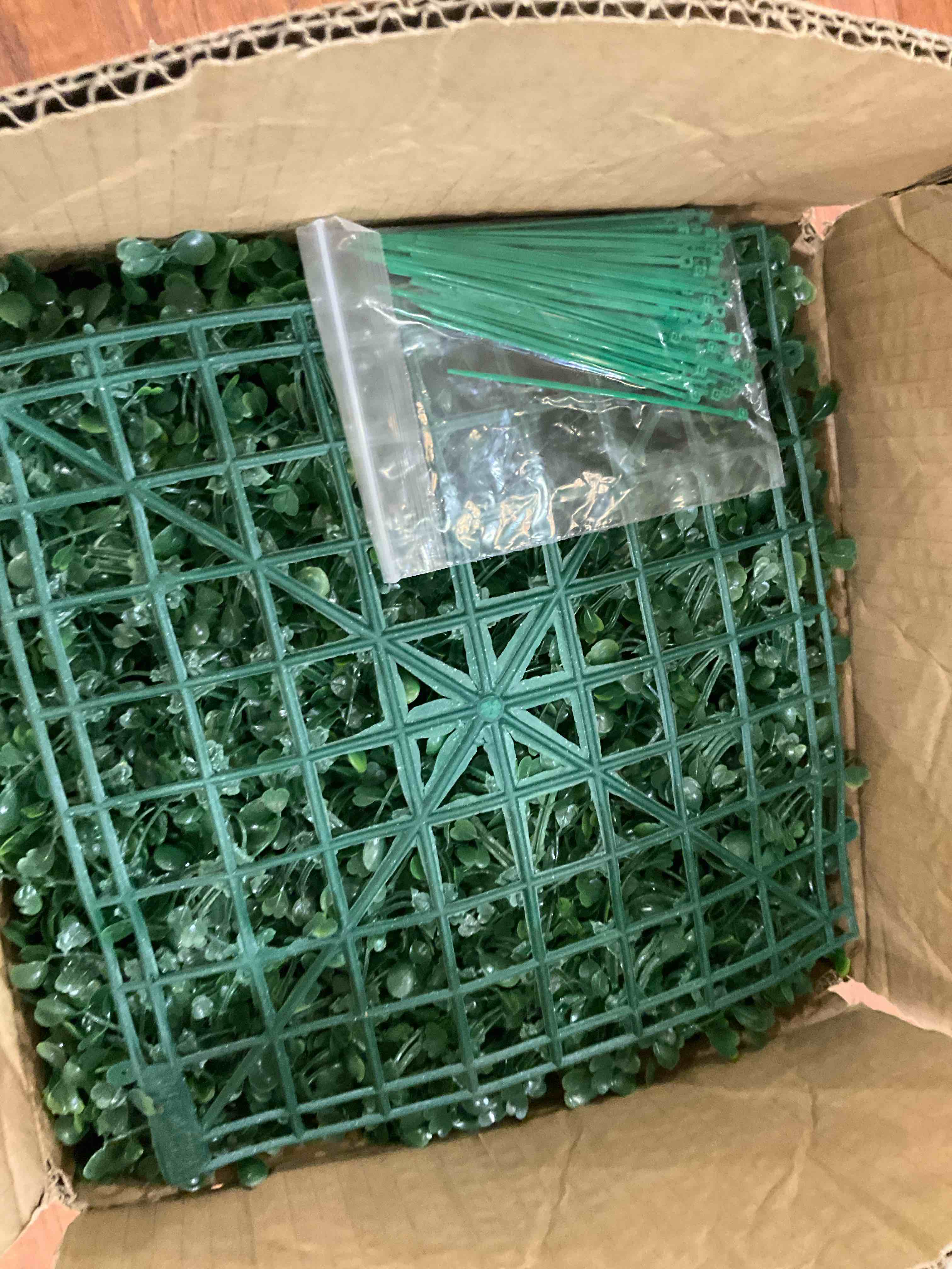 https://s3.amazonaws.com/lotting-images-prod/BargainHunt/EXS01347453_1713373721681.jpeg
