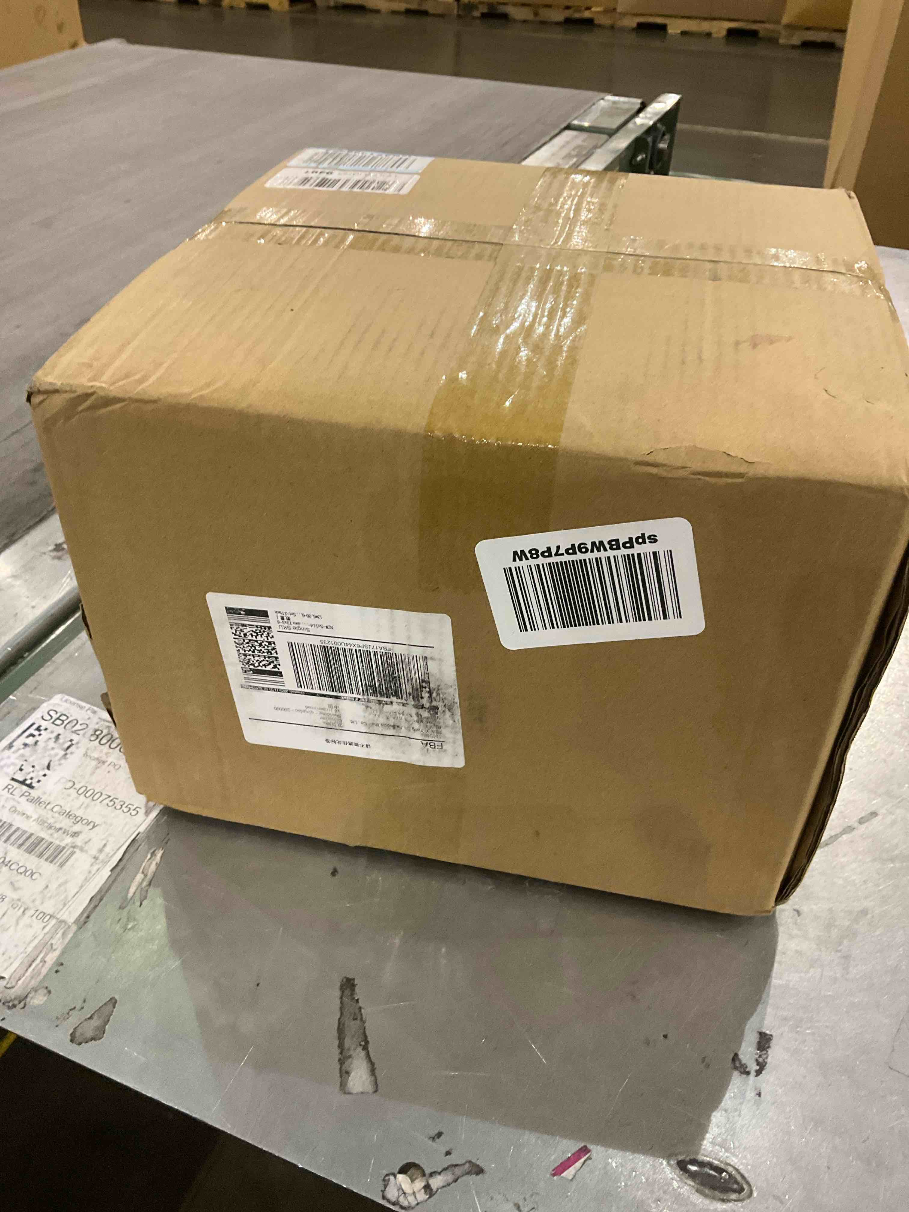 https://s3.amazonaws.com/lotting-images-prod/BargainHunt/EXS01347675_1709904156272.jpeg