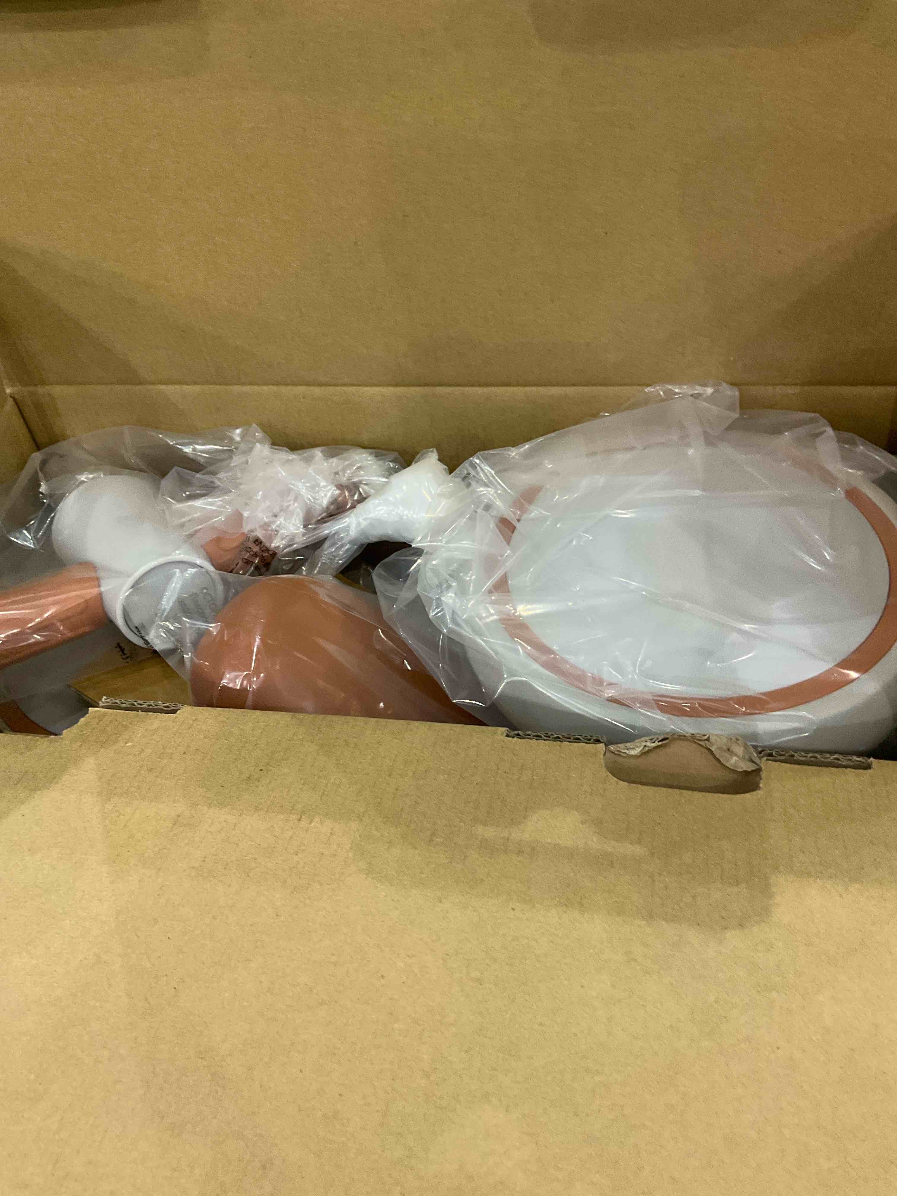 https://s3.amazonaws.com/lotting-images-prod/BargainHunt/EXS01347746_1709913759249.jpeg