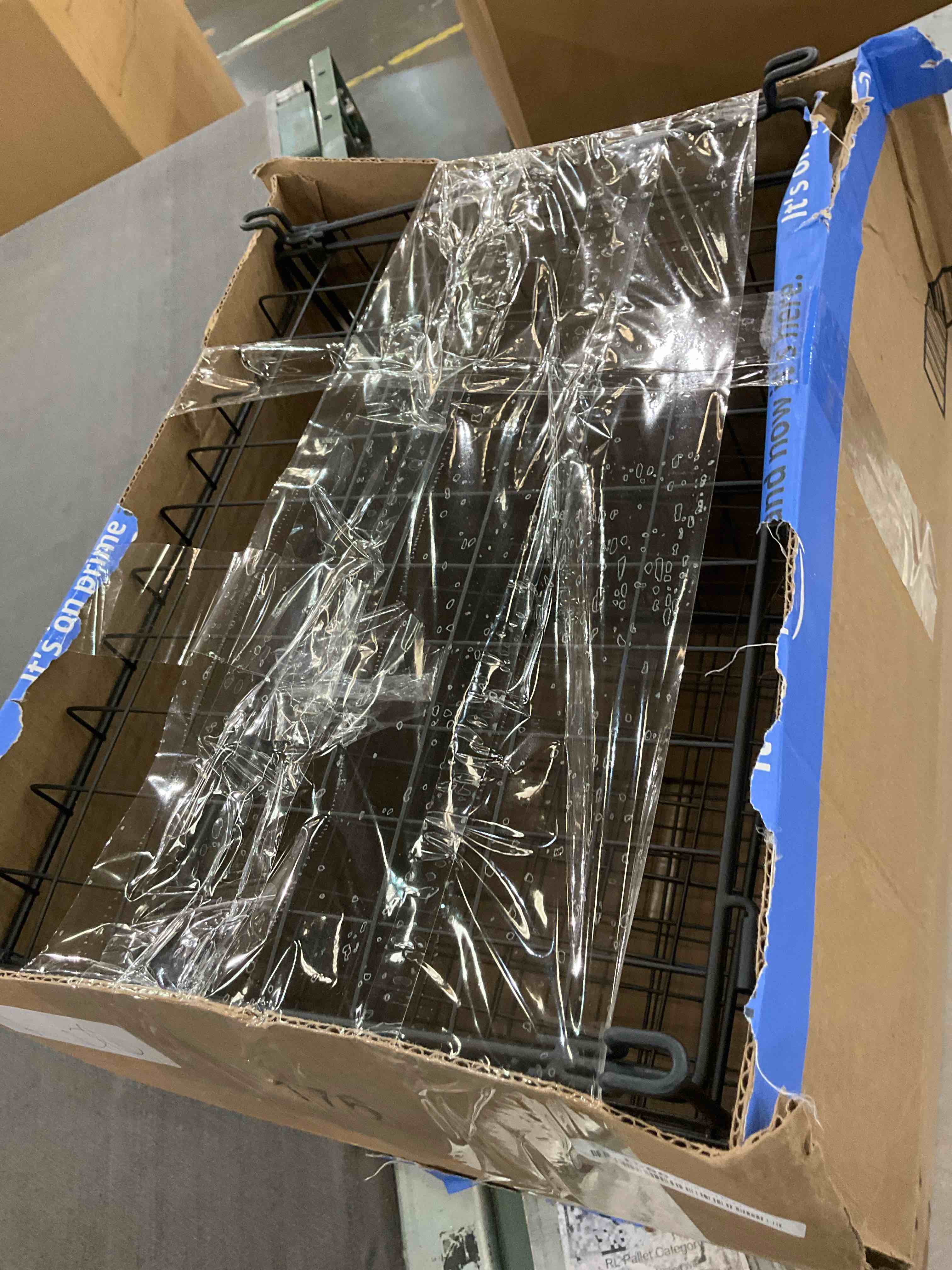 https://s3.amazonaws.com/lotting-images-prod/BargainHunt/EXS01347806_1709922503154.jpeg