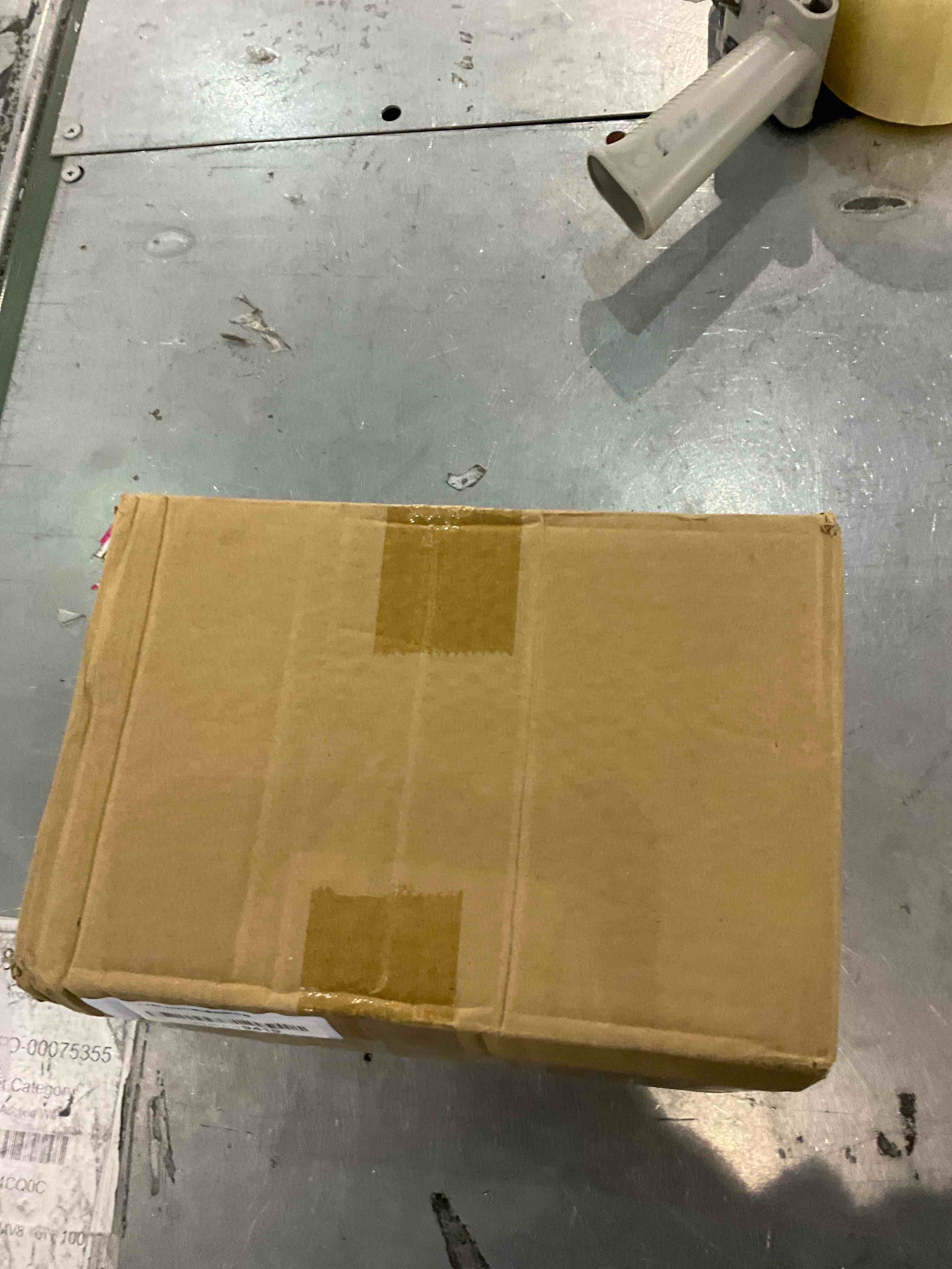 https://s3.amazonaws.com/lotting-images-prod/BargainHunt/EXS01347895_1710159582427.jpeg