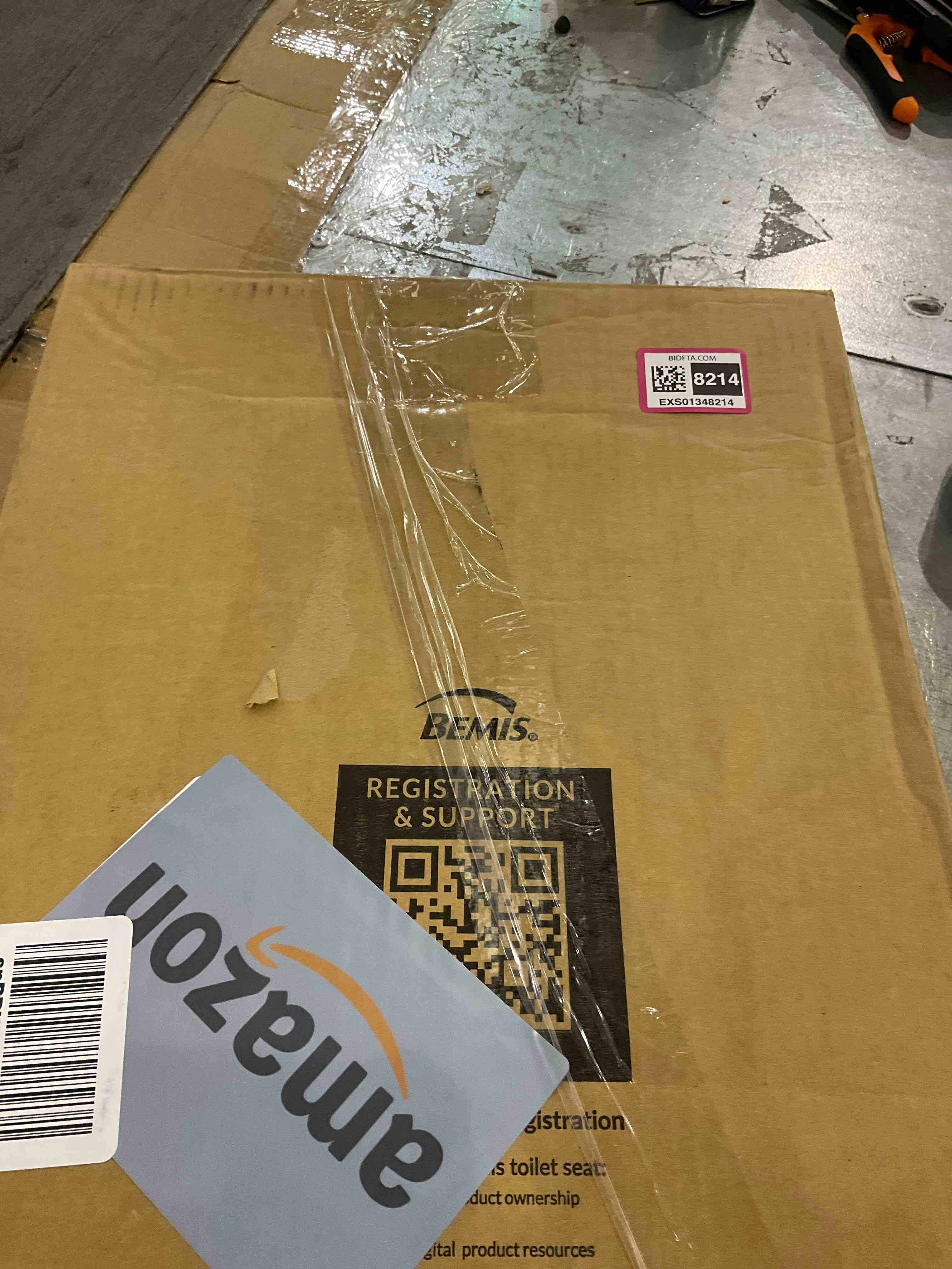 https://s3.amazonaws.com/lotting-images-prod/BargainHunt/EXS01348214_1710938817915.jpeg