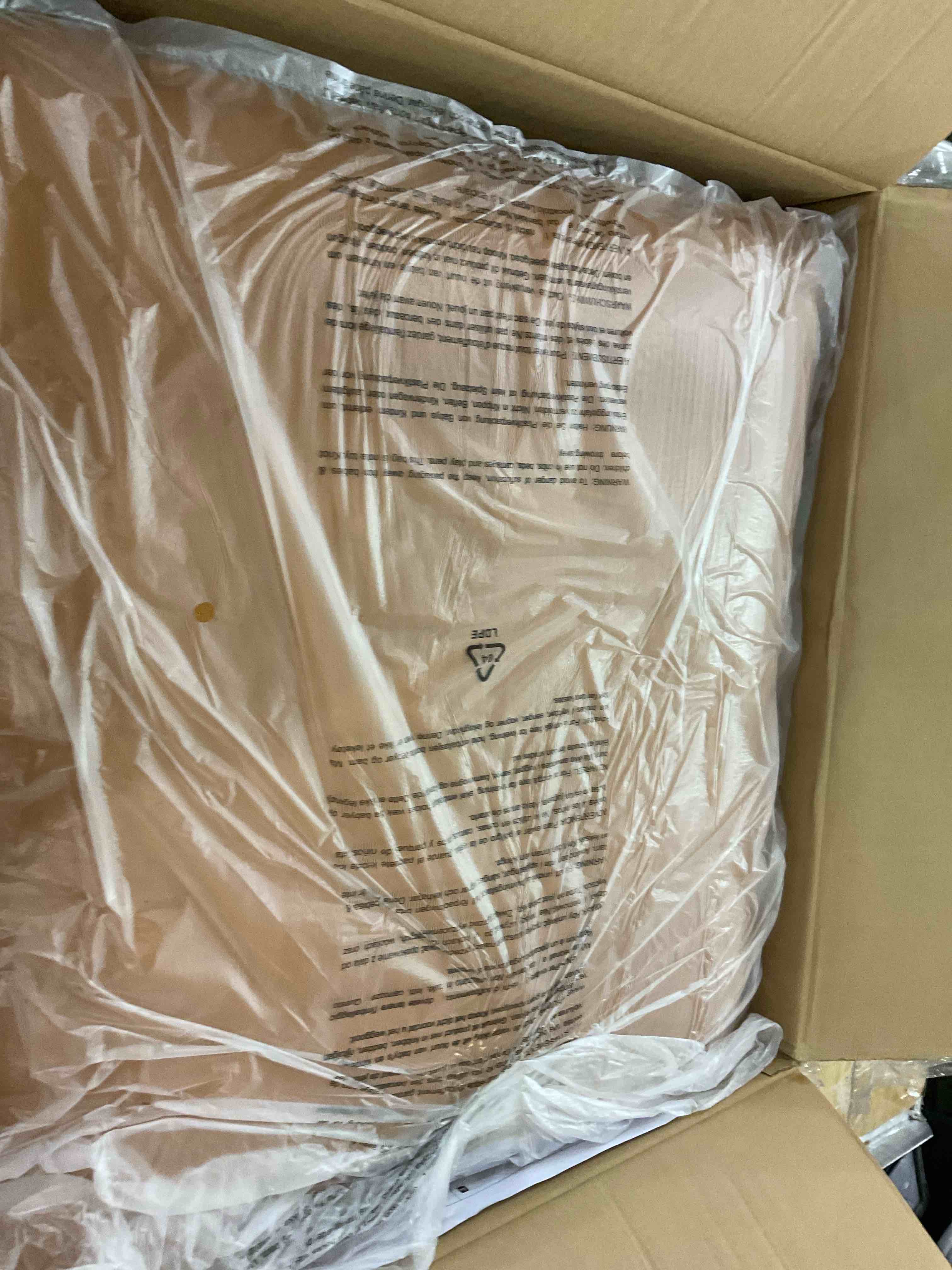 https://s3.amazonaws.com/lotting-images-prod/BargainHunt/EXS01348512_1709747513926.jpeg