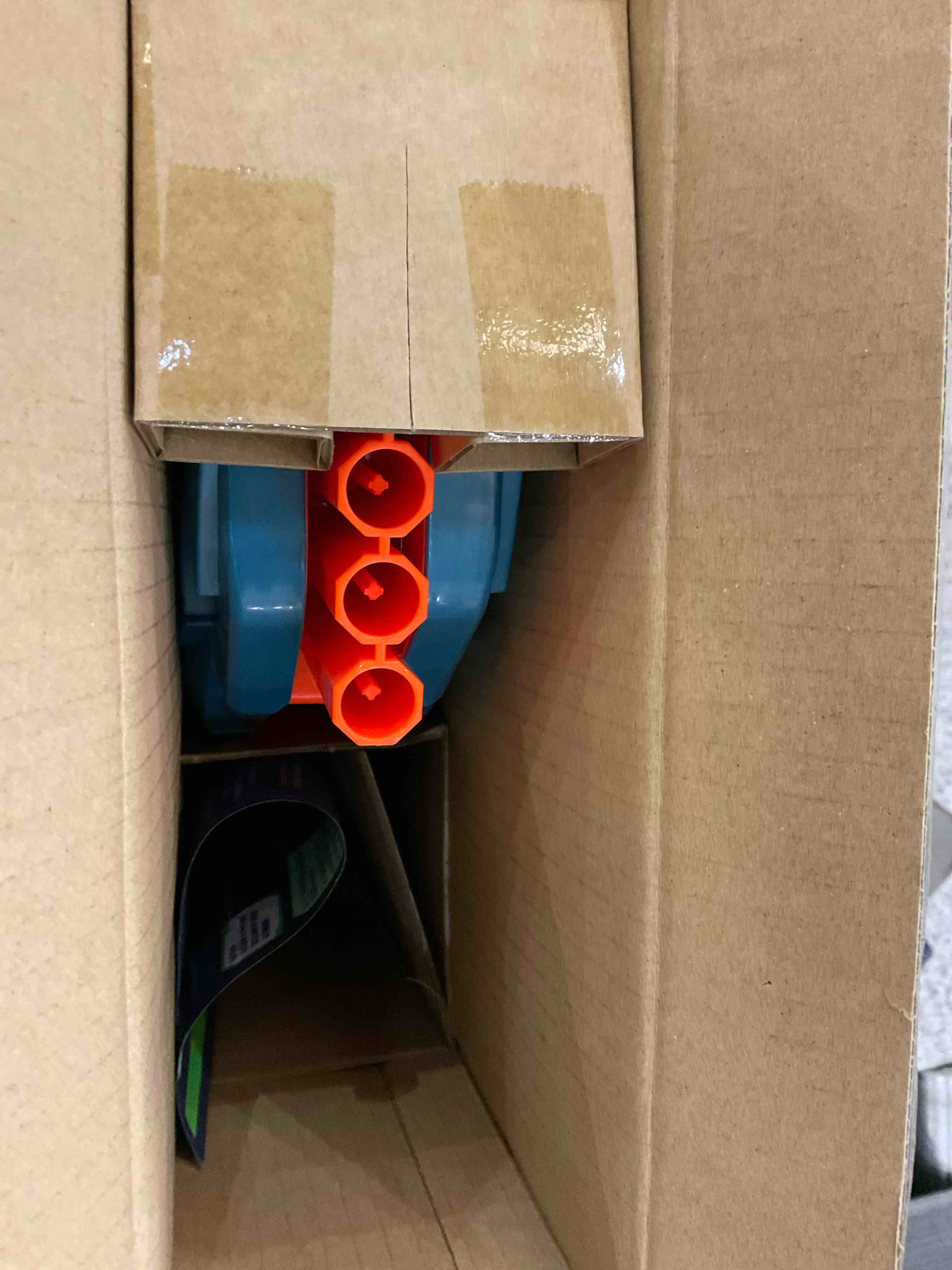 https://s3.amazonaws.com/lotting-images-prod/BargainHunt/EXS01348653_1709836116087.jpeg