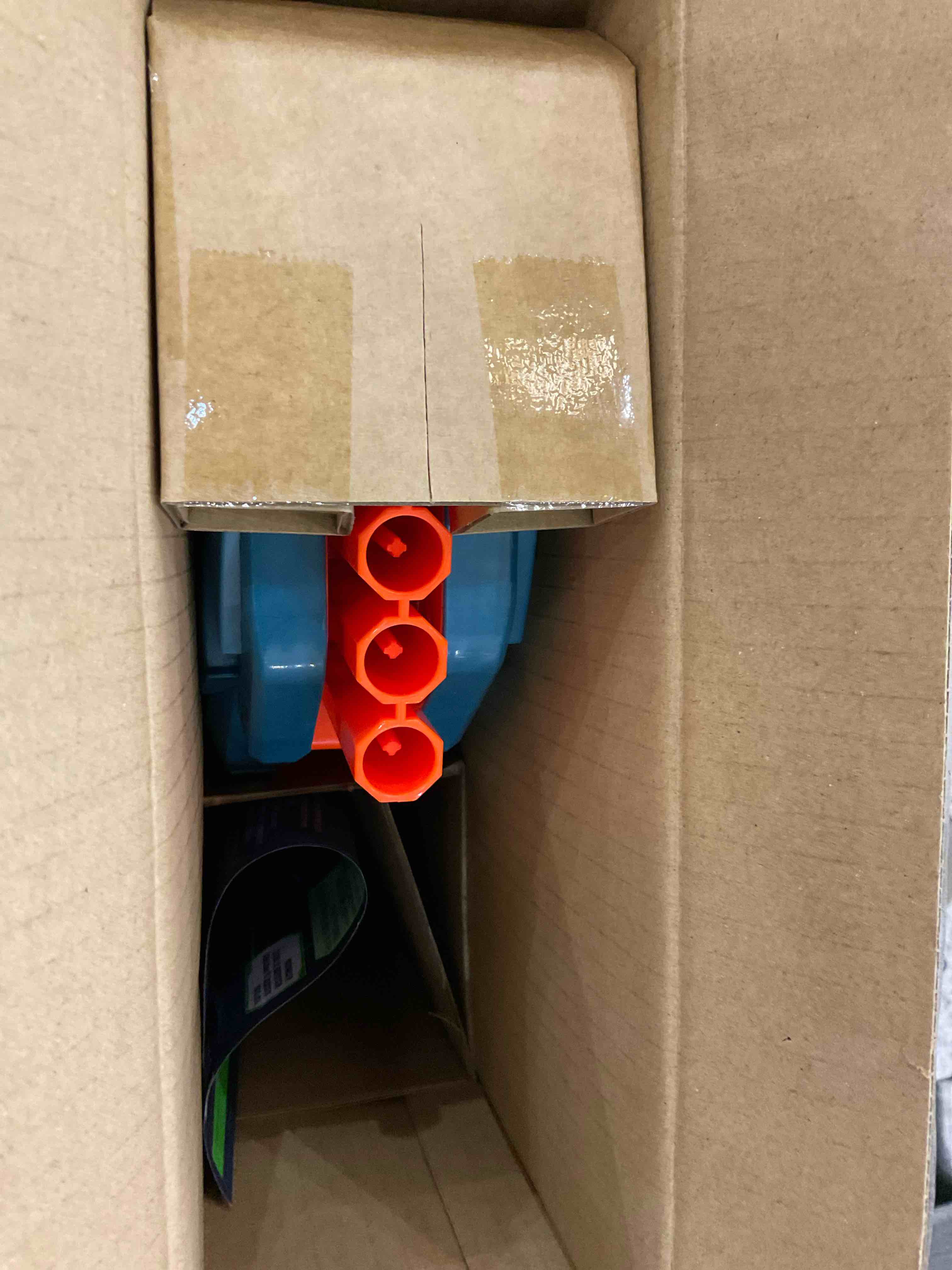 https://s3.amazonaws.com/lotting-images-prod/BargainHunt/EXS01348653_1709836116982.jpeg