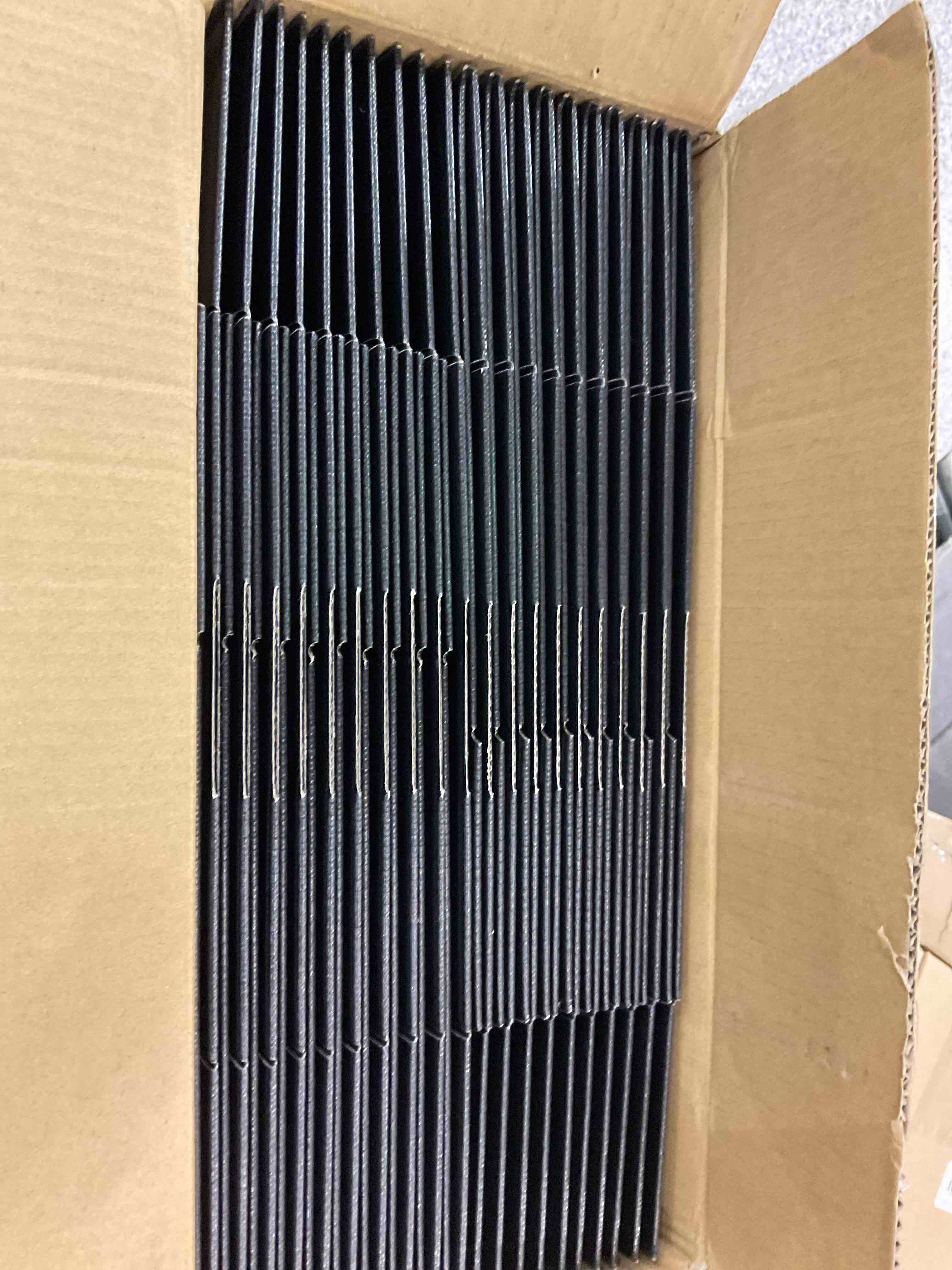 https://s3.amazonaws.com/lotting-images-prod/BargainHunt/EXS01348715_1709913671263.jpeg