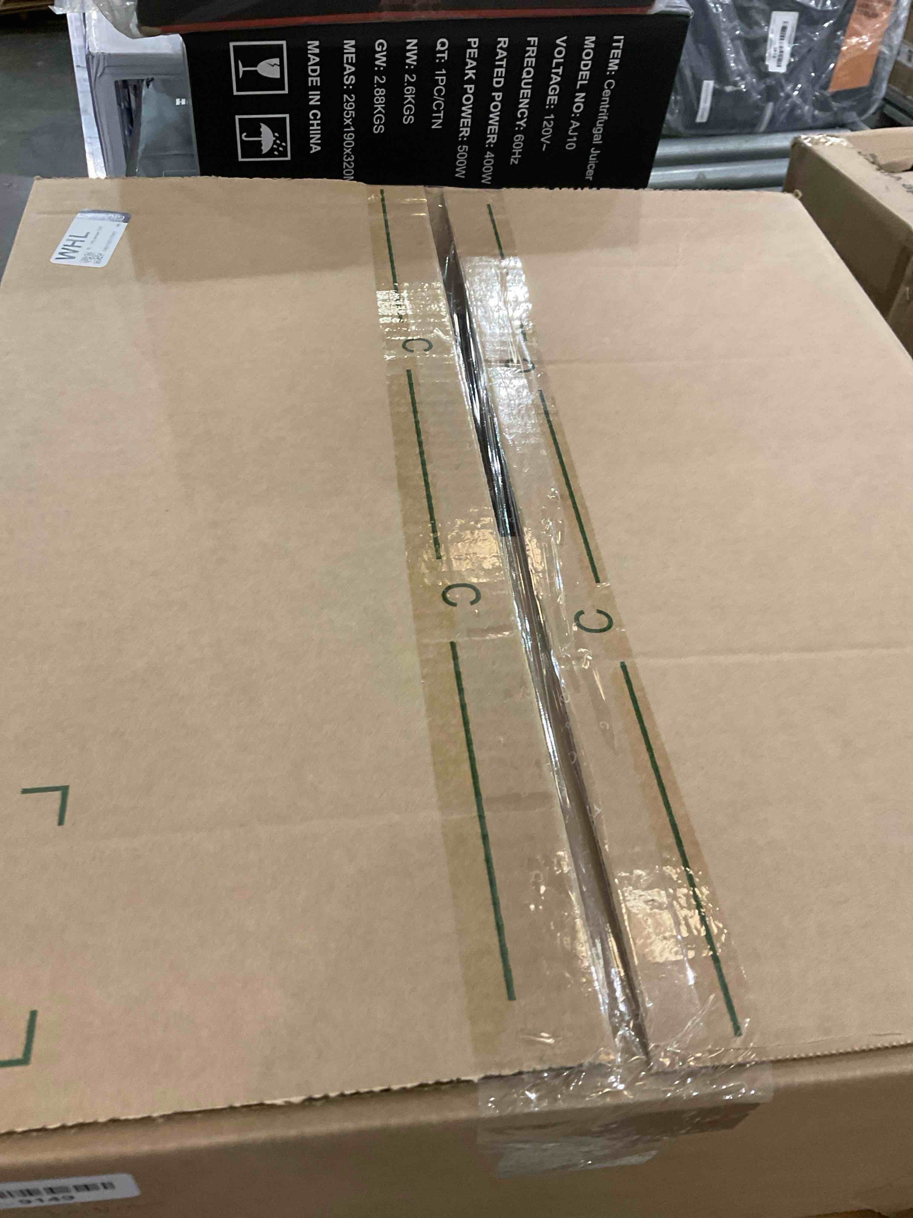 https://s3.amazonaws.com/lotting-images-prod/BargainHunt/EXS01348942_1710256566997.jpeg