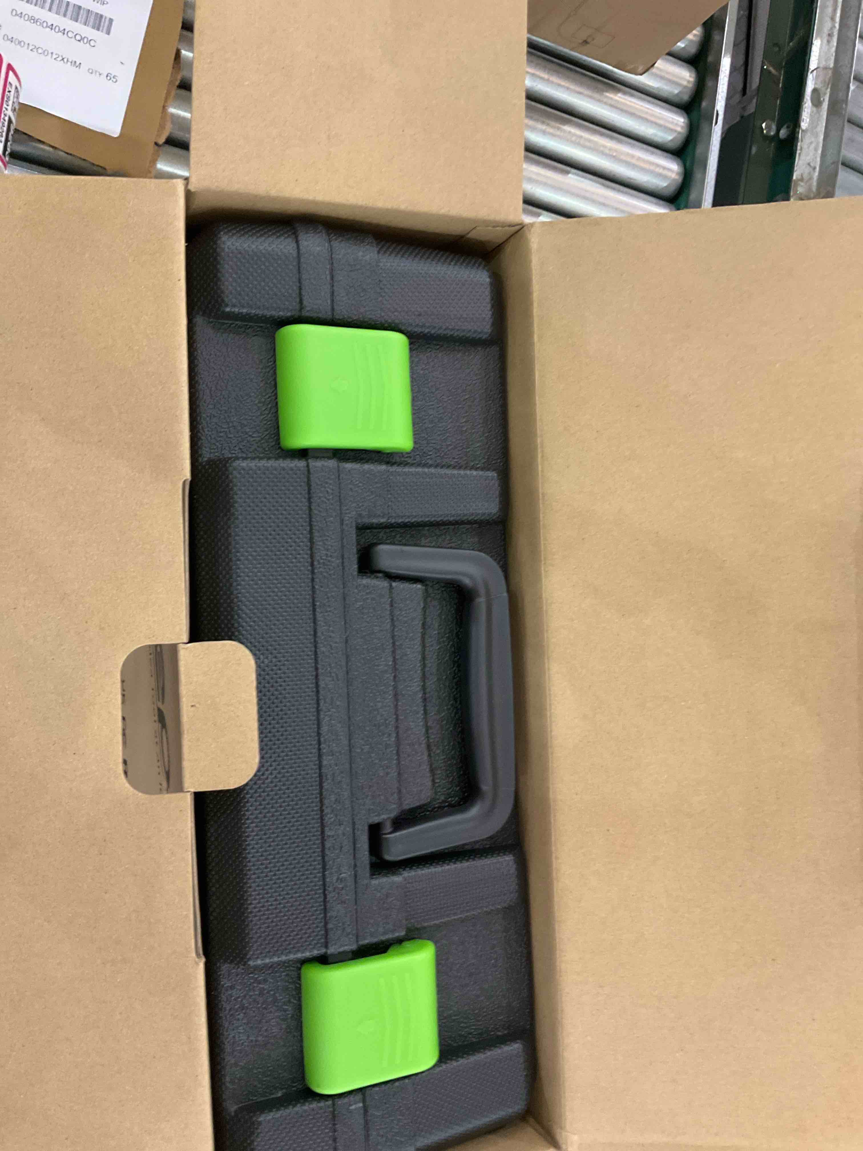 Huepar 12 Lines 3D Self-Leveling Laser Level with LCD Screen 3x360°Bluetooth Connected Green Beam Cross Line Laser Level Tool -360° Horizontal/Vertical Laser Line -Remote Control&Hard Carry Case S03CG